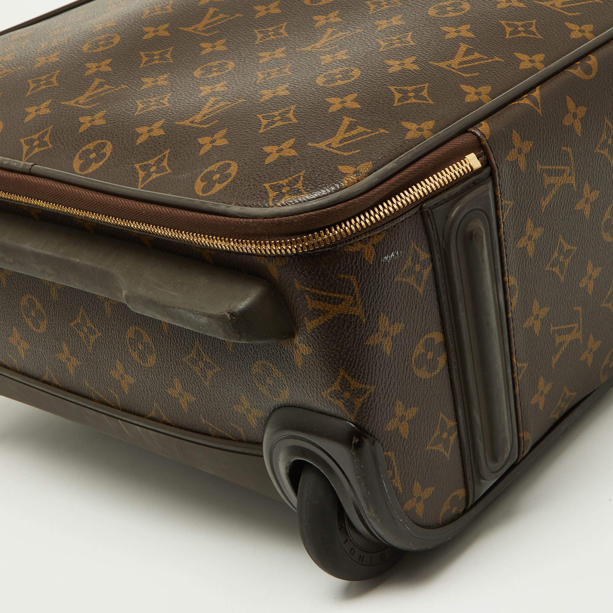 Monogrammiertes Canvas Business Pegase Legere 55 Gepäckstücke von Louis Vuitton Damen im Angebot