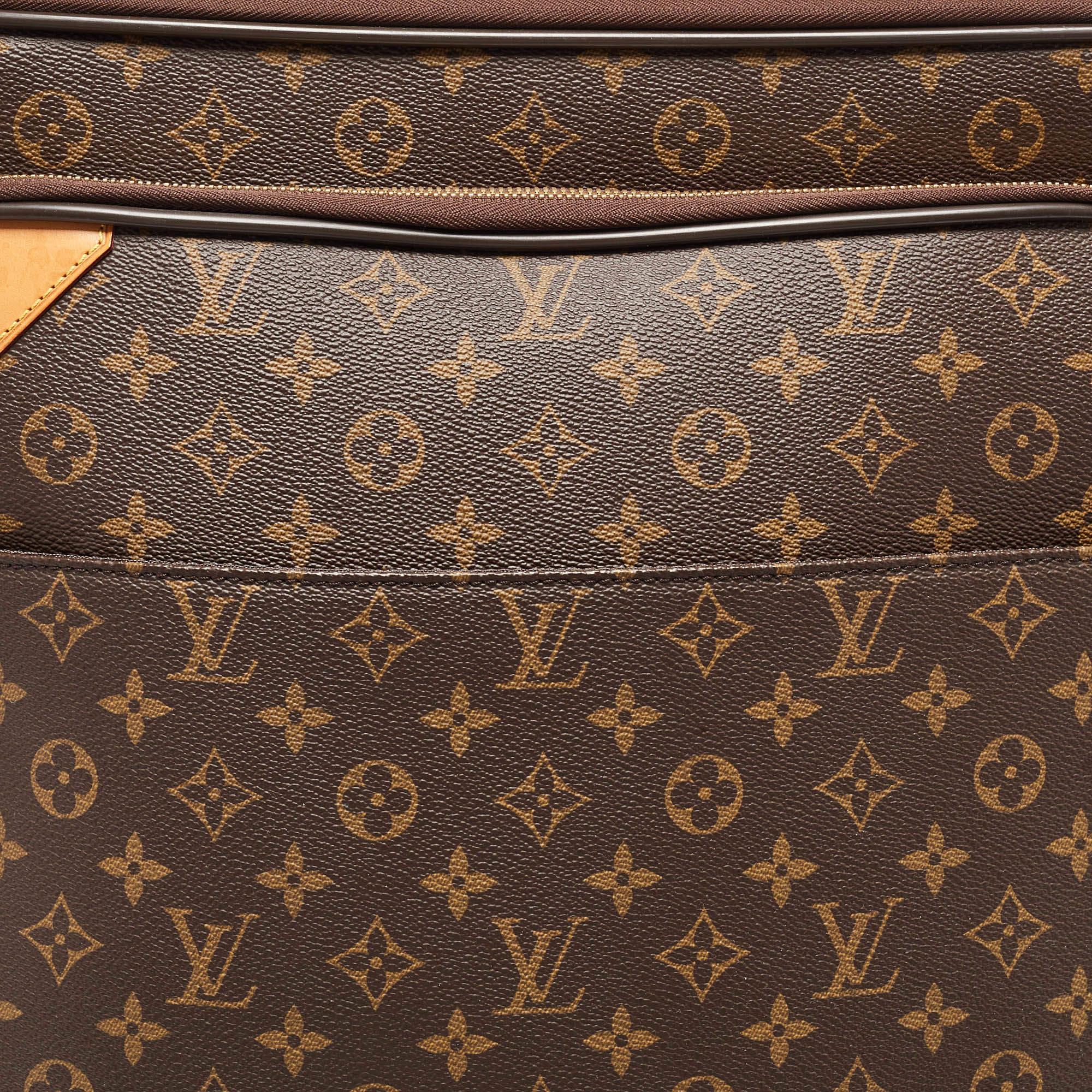 Sac à main Louis Vuitton Business Pegase Legere 55 en toile avec monogramme en vente 2