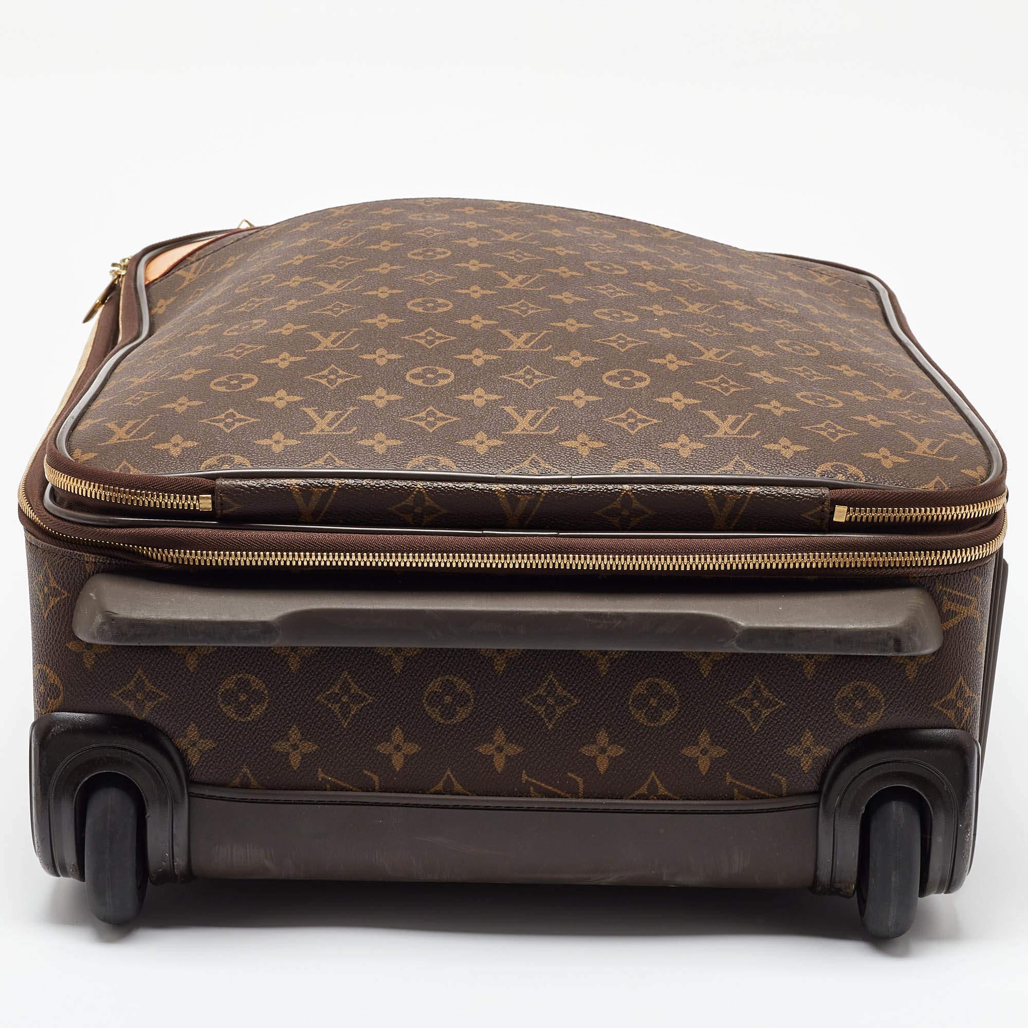 Sac à main Louis Vuitton Business Pegase Legere 55 en toile avec monogramme en vente 4