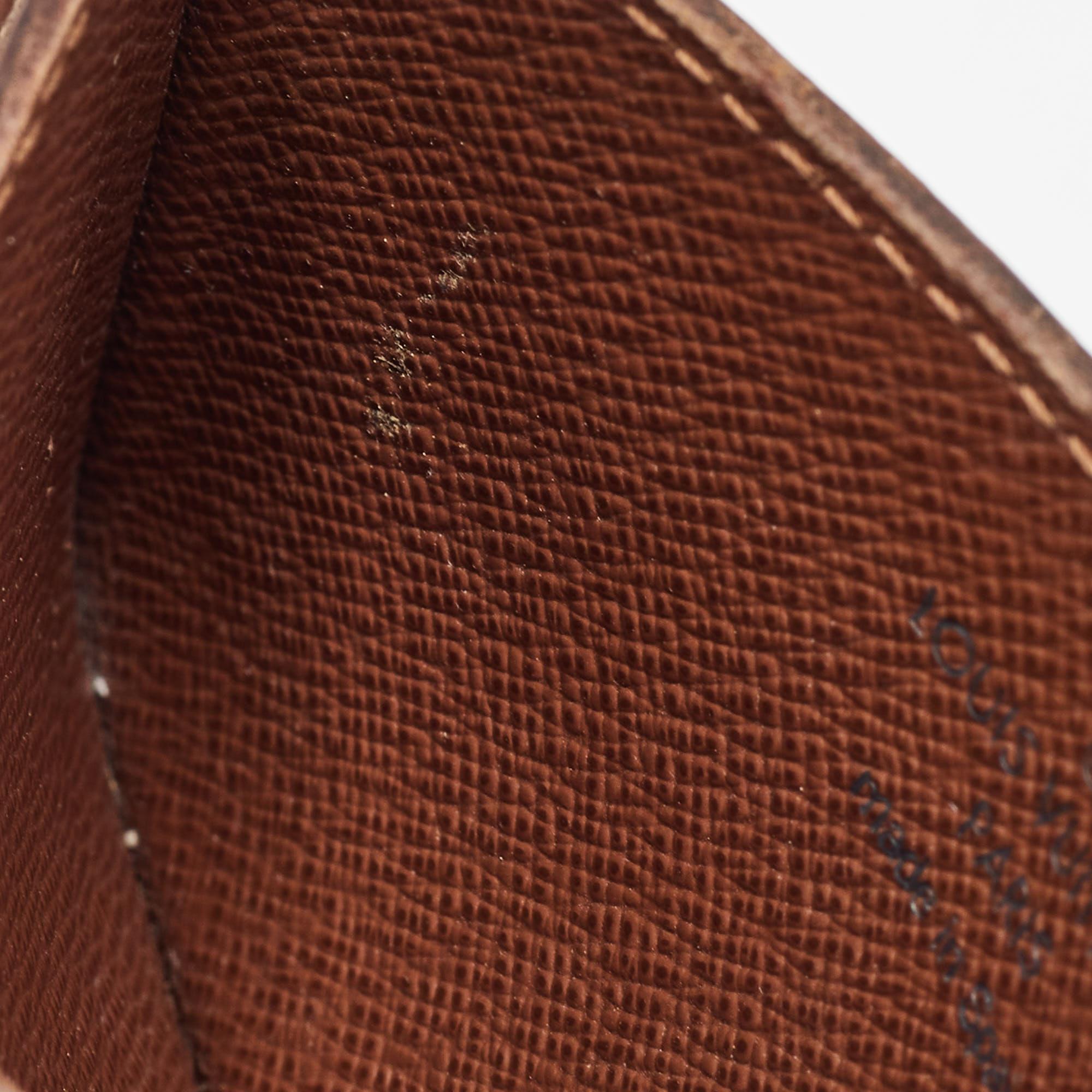 Louis Vuitton Monogramm-Kartenetui aus Segeltuch (Braun)