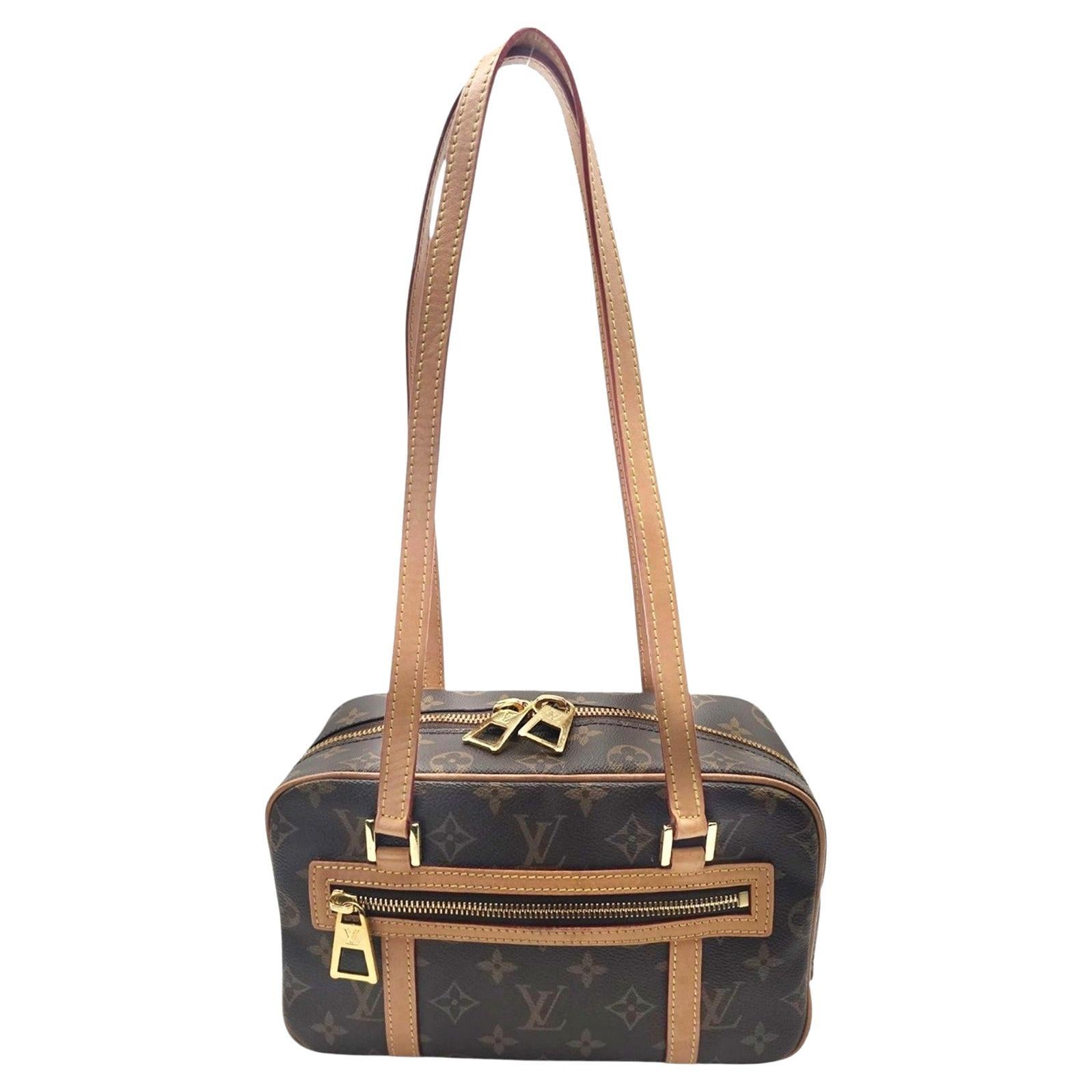 Louis Vuitton Monogram Canvas Cite Tasche NM im Angebot