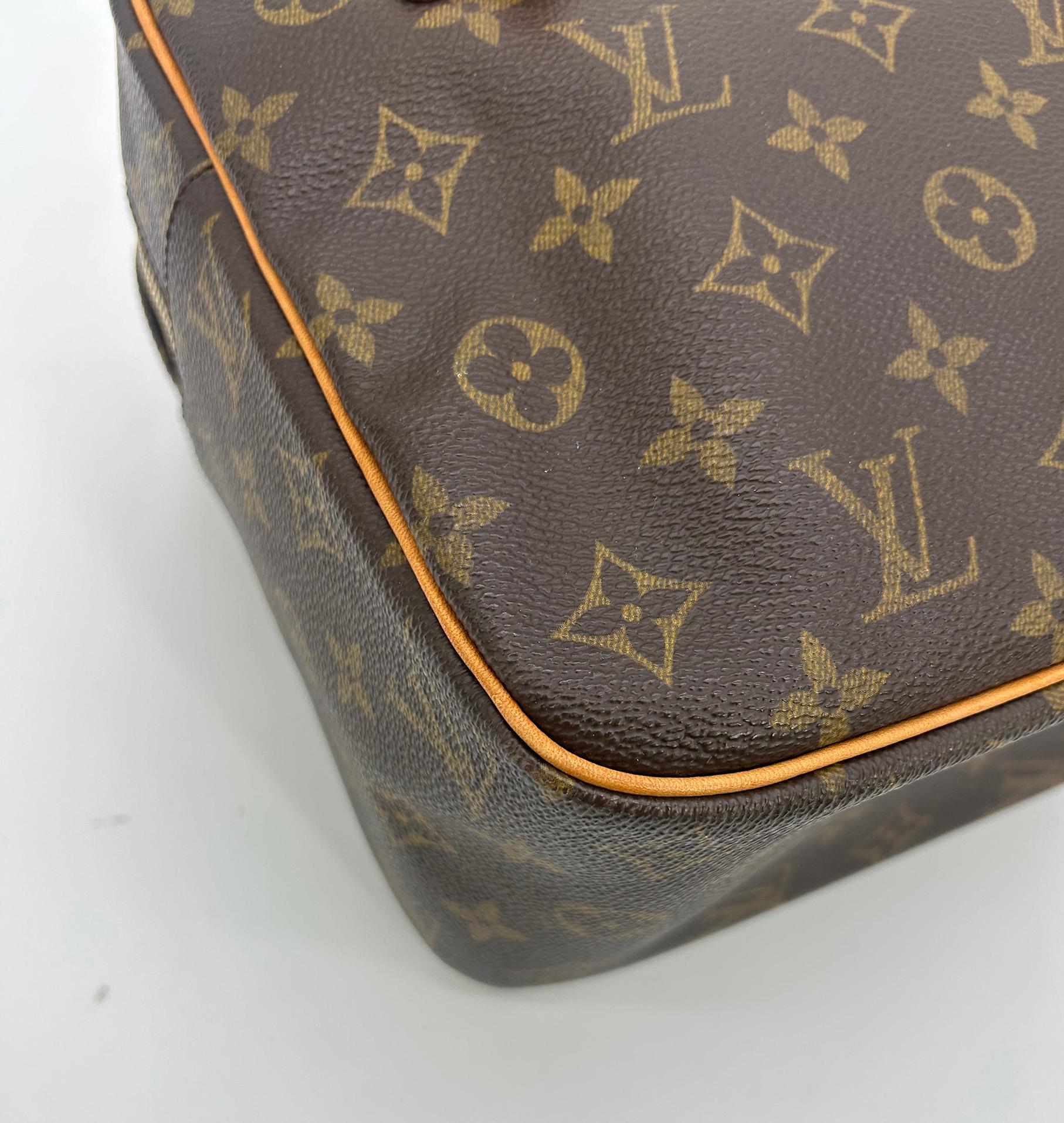 Louis Vuitton Monogram Canvas Cite GM Shoulder Bag Tote For Sale 5