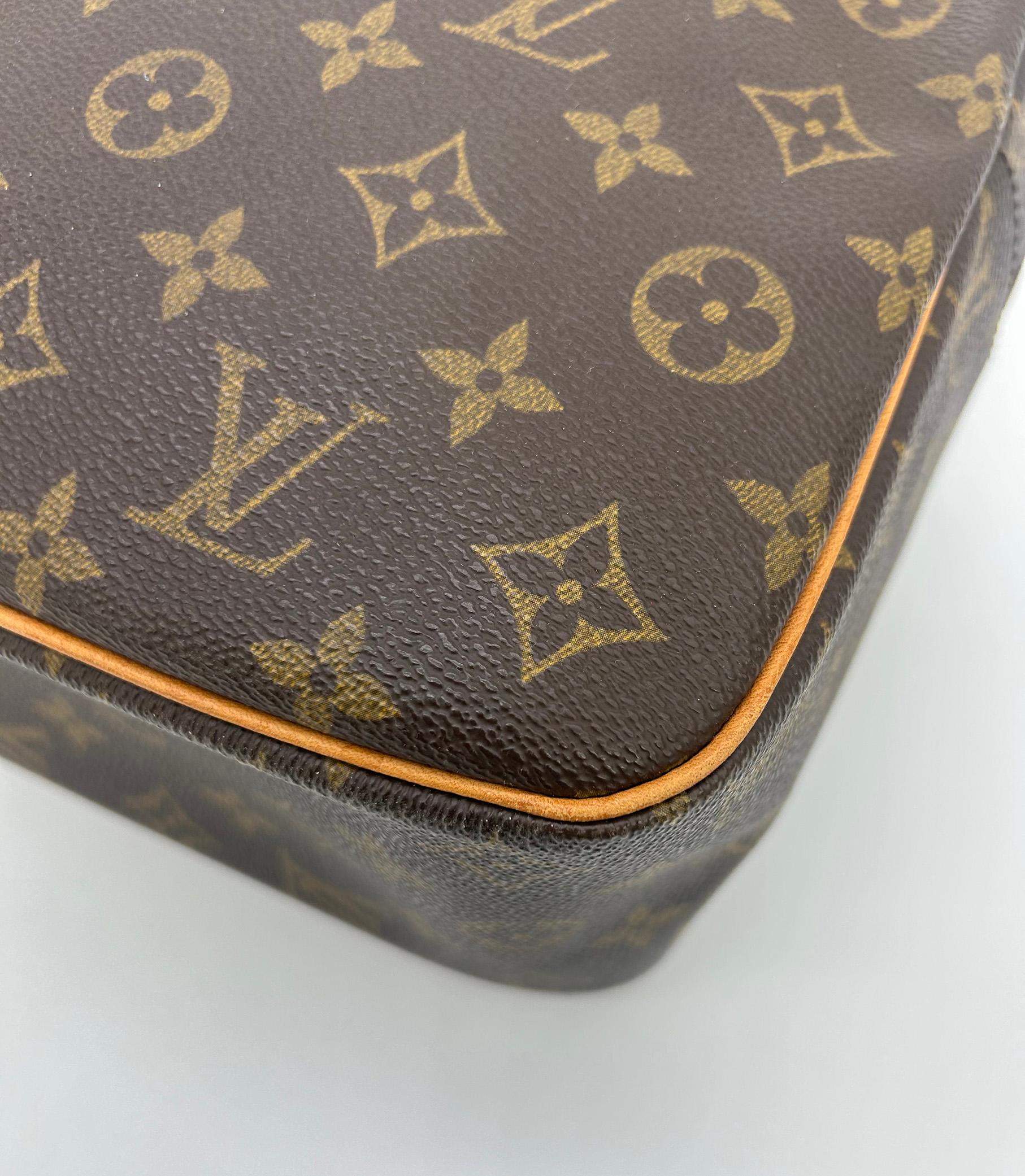 Louis Vuitton Monogram Canvas Cite GM Shoulder Bag Tote For Sale 6