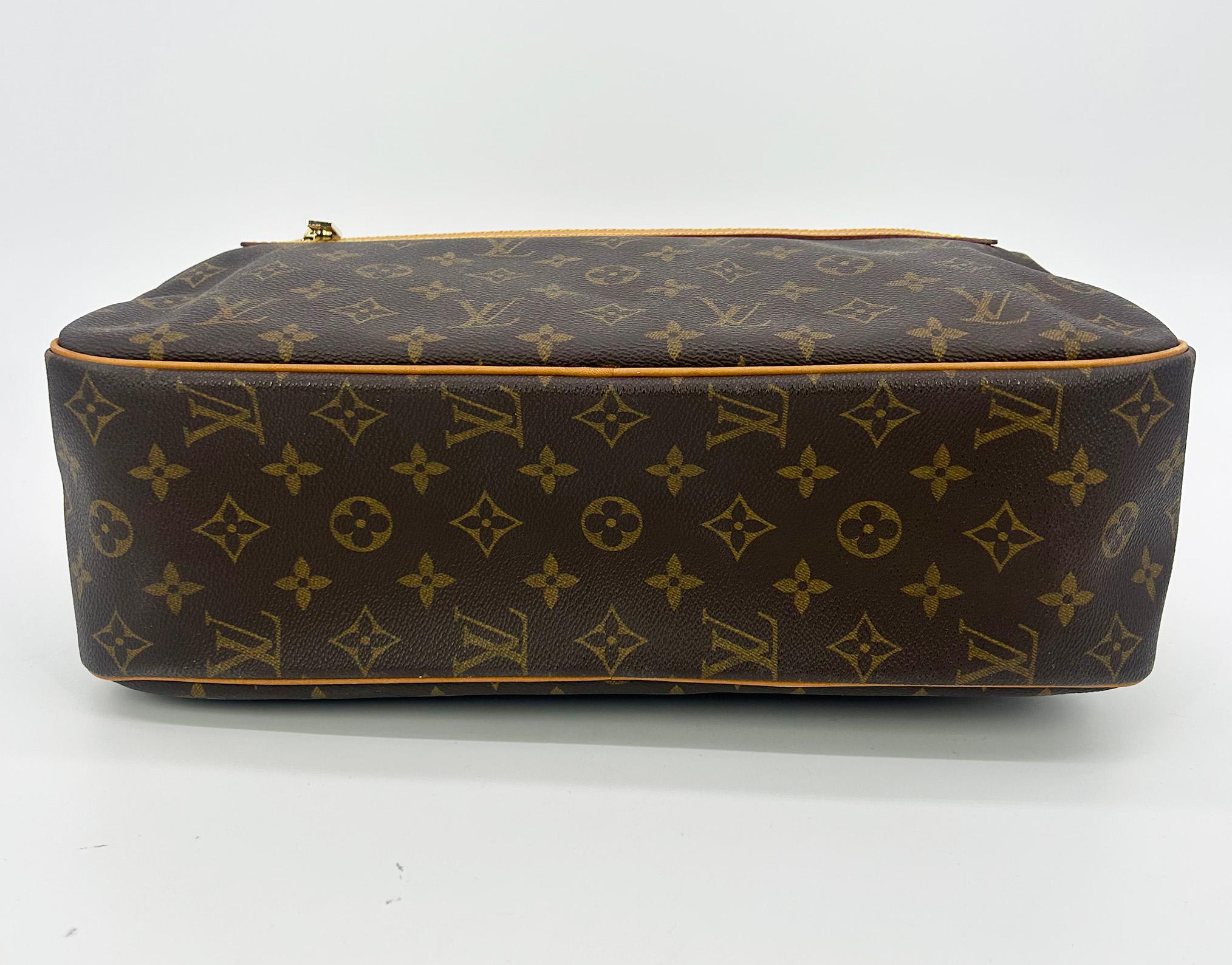 Louis Vuitton Monogram Canvas Cite GM Shoulder Bag Tote For Sale 1