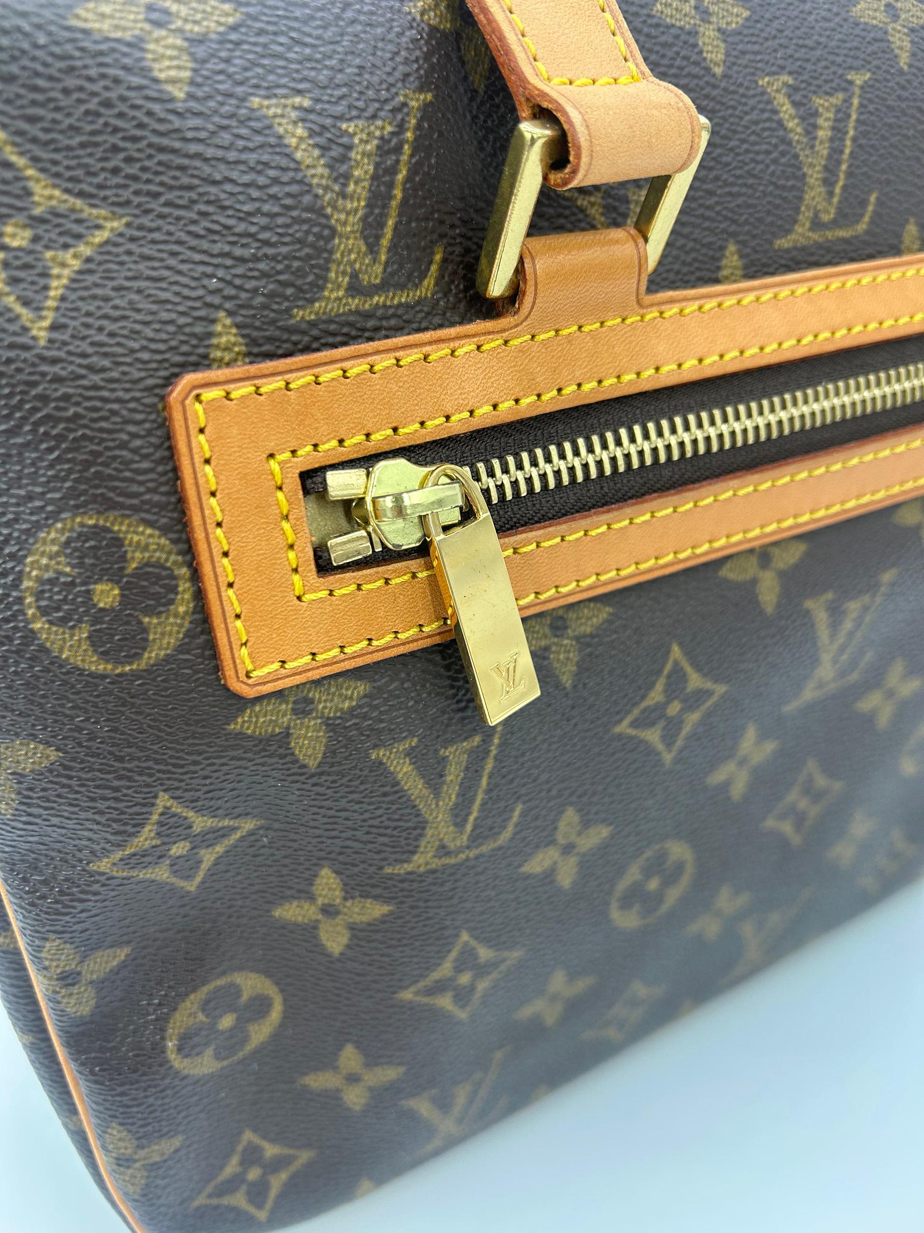 Louis Vuitton Monogram Canvas Cite GM Shoulder Bag Tote For Sale 3