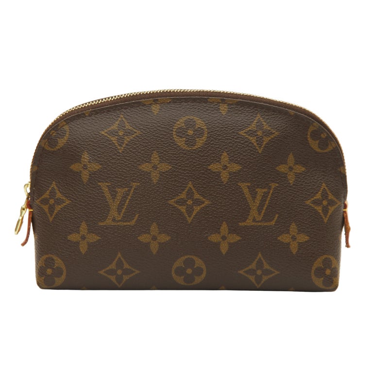 LOUIS VUITTON Monogram Canvas Cosmetic Pouch Case Bag Zipper Pocket For  Sale at 1stDibs