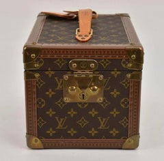Neceser de viaje cosmético de lona con monograma Louis Vuitton