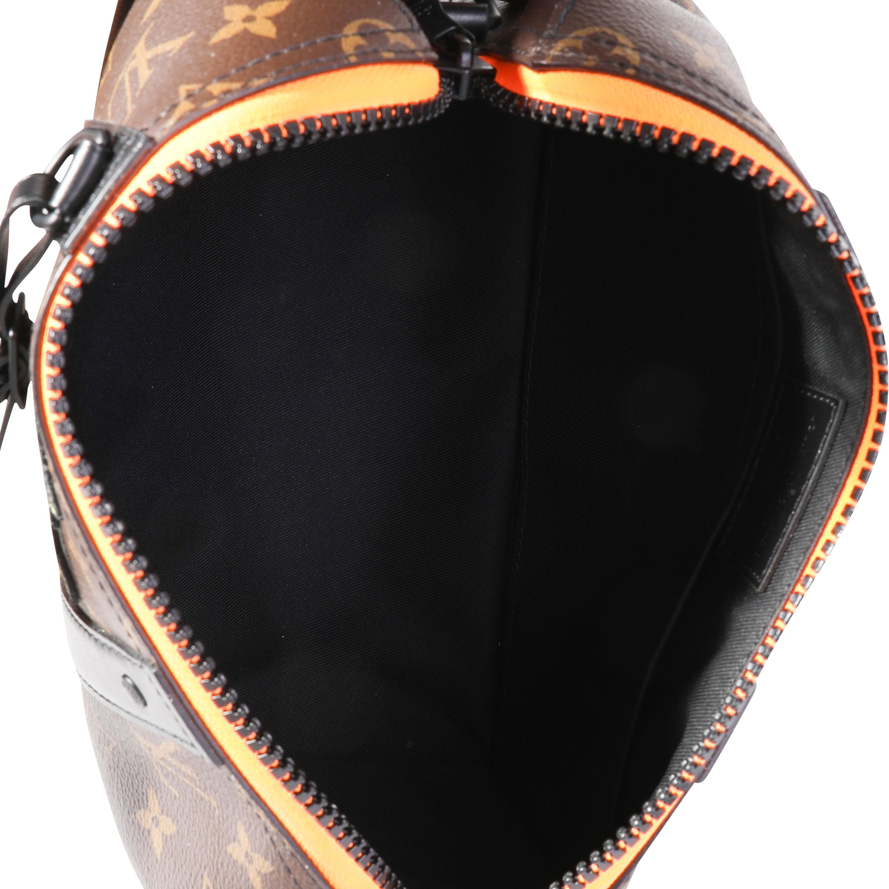Monogrammiertes Segeltuch &amp; Rindsleder-Zoom mit Freunden von Louis Vuitton  City Keepall 1