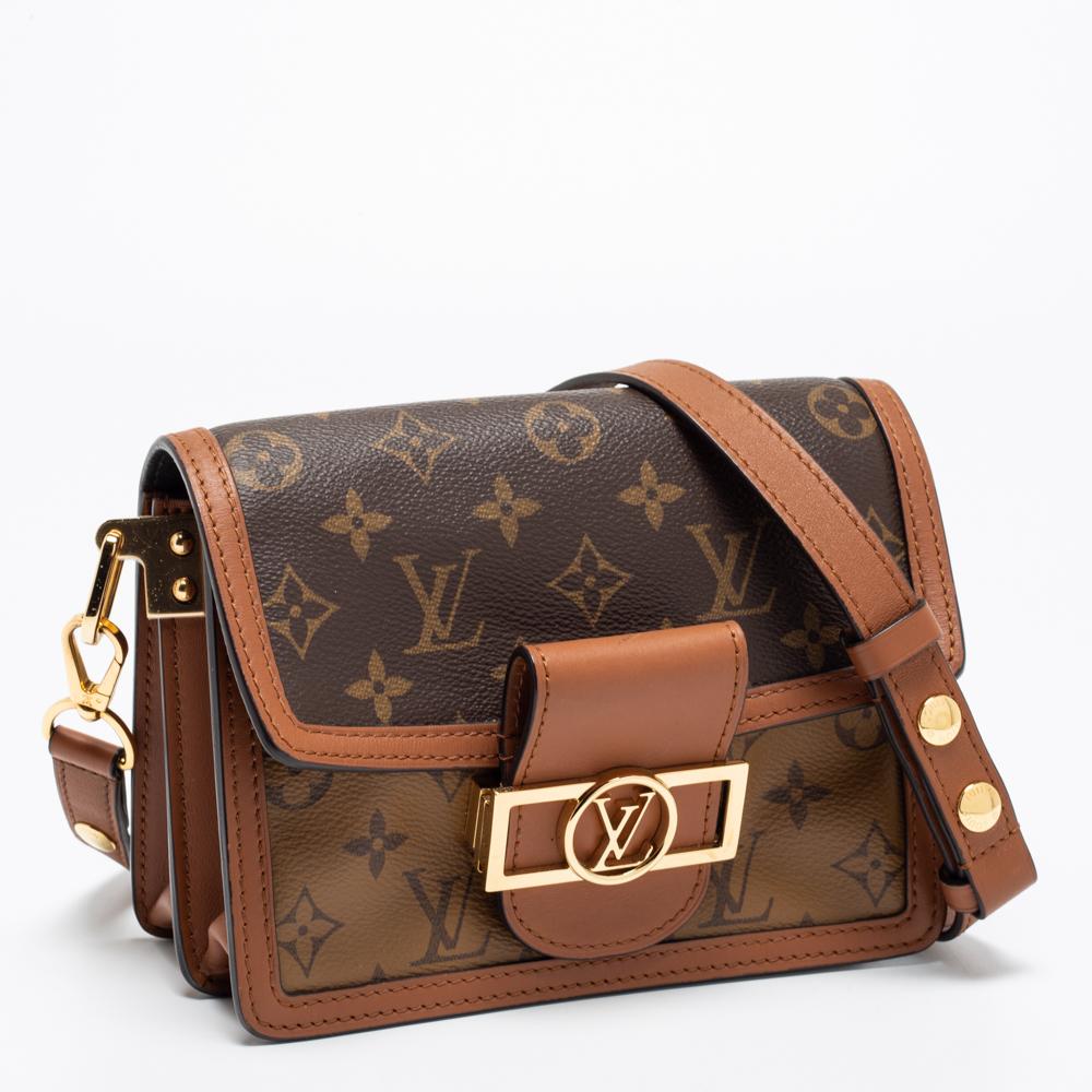 Louis Vuitton Monogram Canvas Dauphine Shoulder Bag In Good Condition In Dubai, Al Qouz 2