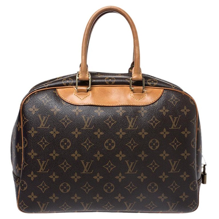 Louis Vuitton Mono Bag - 2 For Sale on 1stDibs