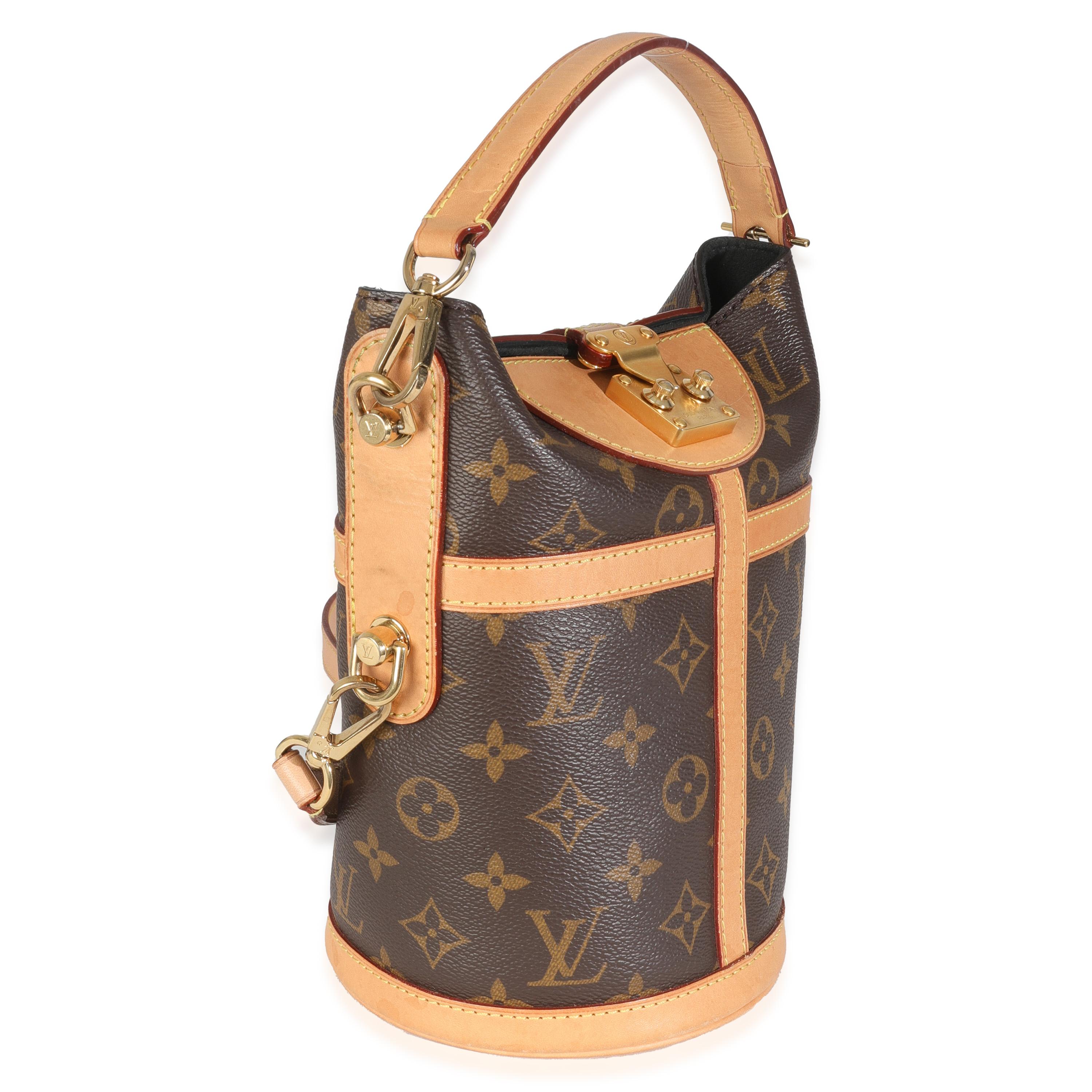 Louis Vuitton Monogram Canvas Duffle Bag In Excellent Condition For Sale In New York, NY