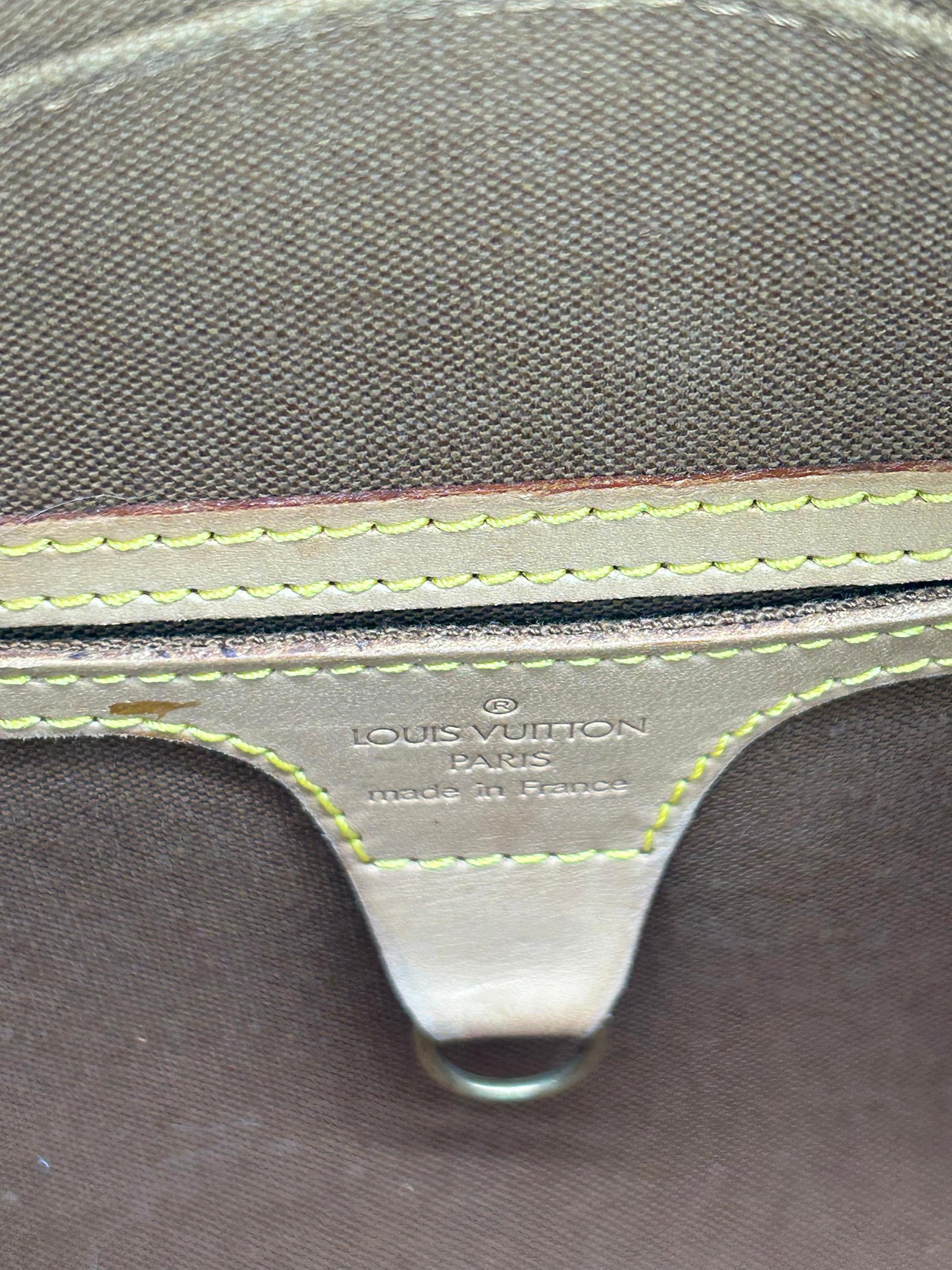 Louis Vuitton Monogramm Canvas Ellipse MM aus Segeltuch im Angebot 5