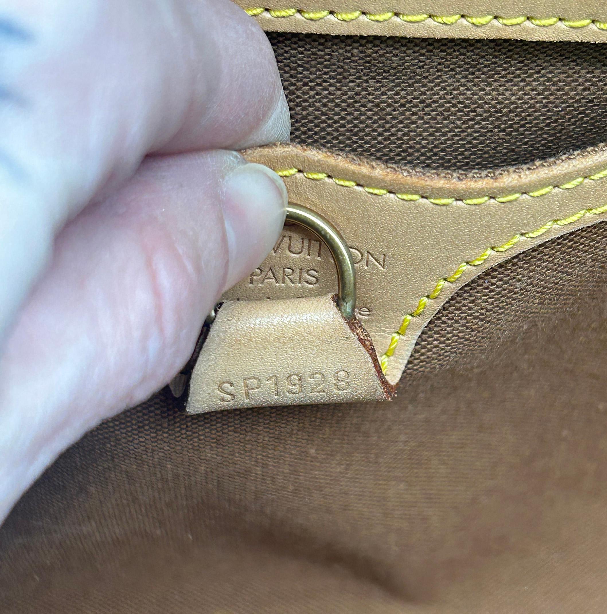 Louis Vuitton Monogramm Canvas Ellipse MM aus Segeltuch im Angebot 6
