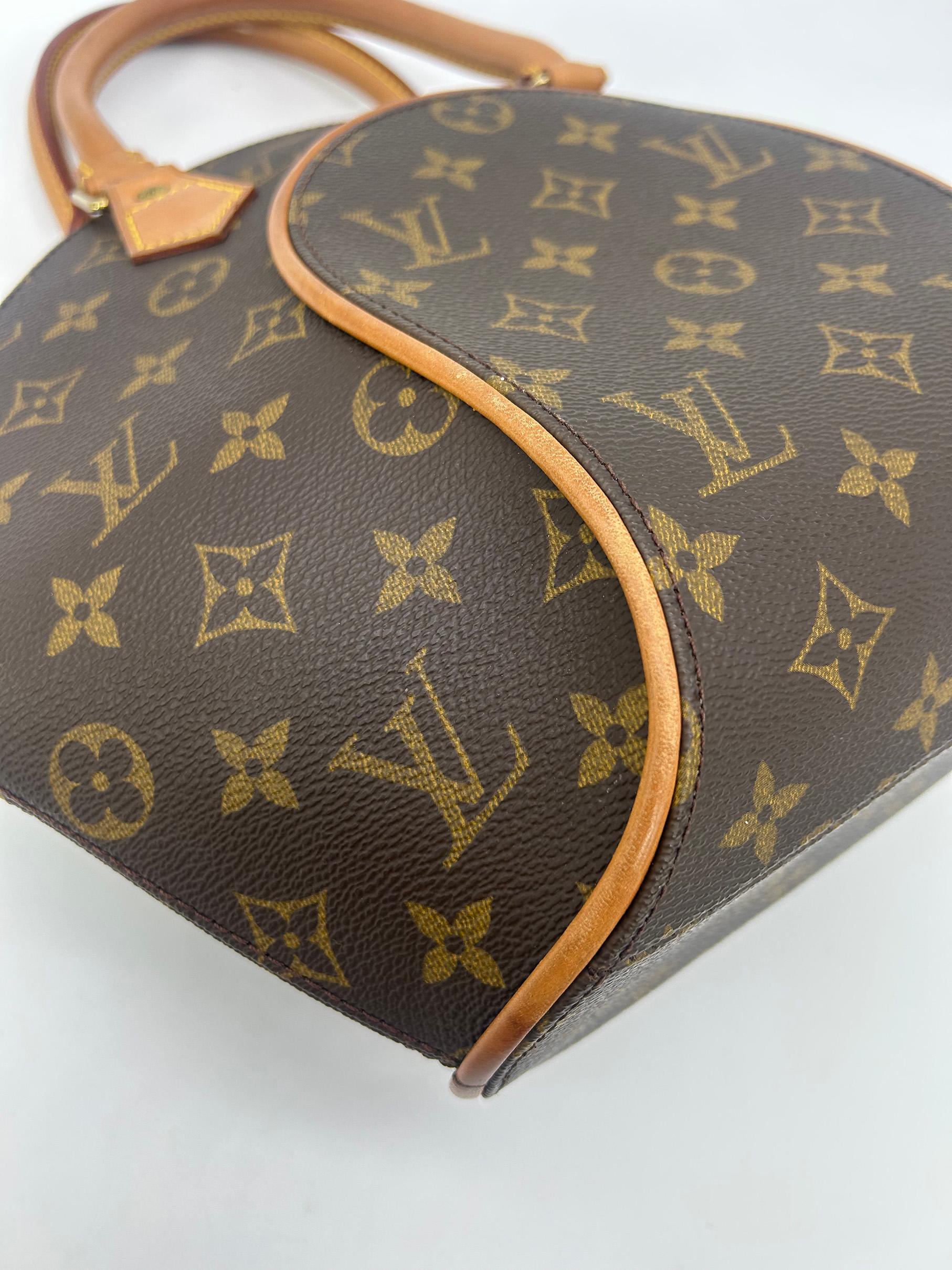 Louis Vuitton Monogramm Canvas Ellipse MM aus Segeltuch im Angebot 10