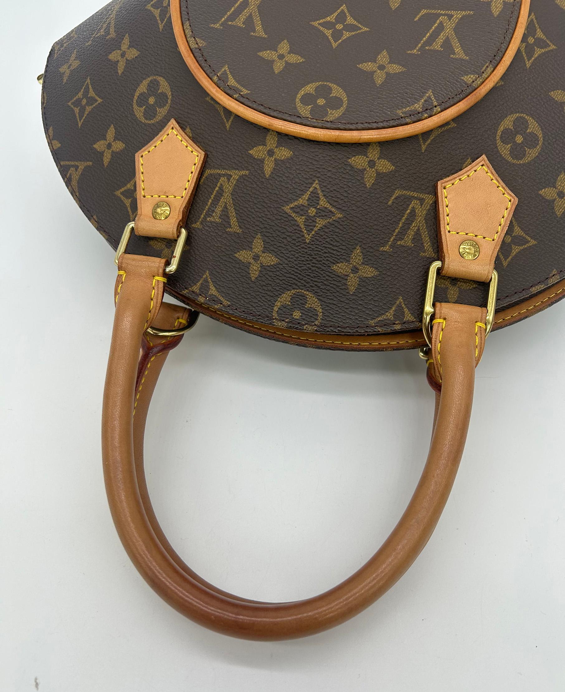 Louis Vuitton Monogramm Canvas Ellipse MM aus Segeltuch im Angebot 13