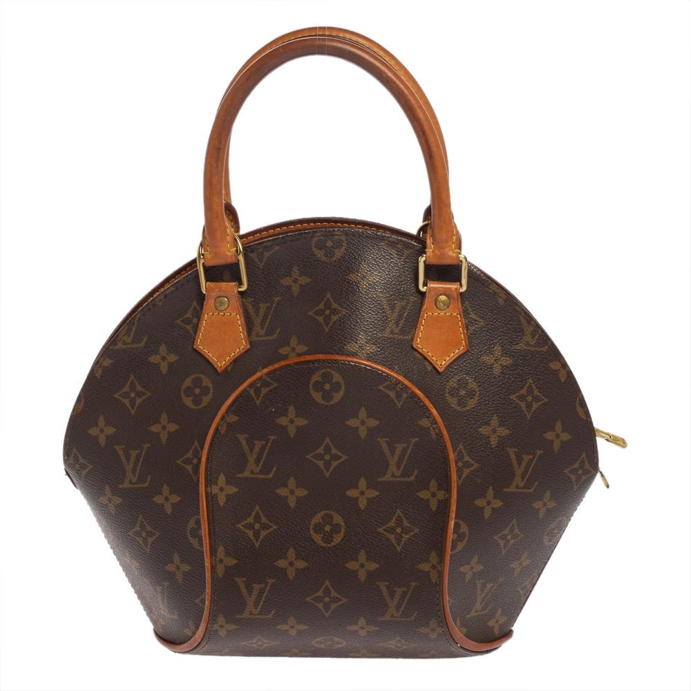 The Ellipse PM bag from Louis Vuitton is a true masterpiece. Crafted in Louis Vuitton's classic monogram canvas, the structure of the bag makes it an easy choice to be teamed up with everyday outfits. The bag features dual top handles, a zip