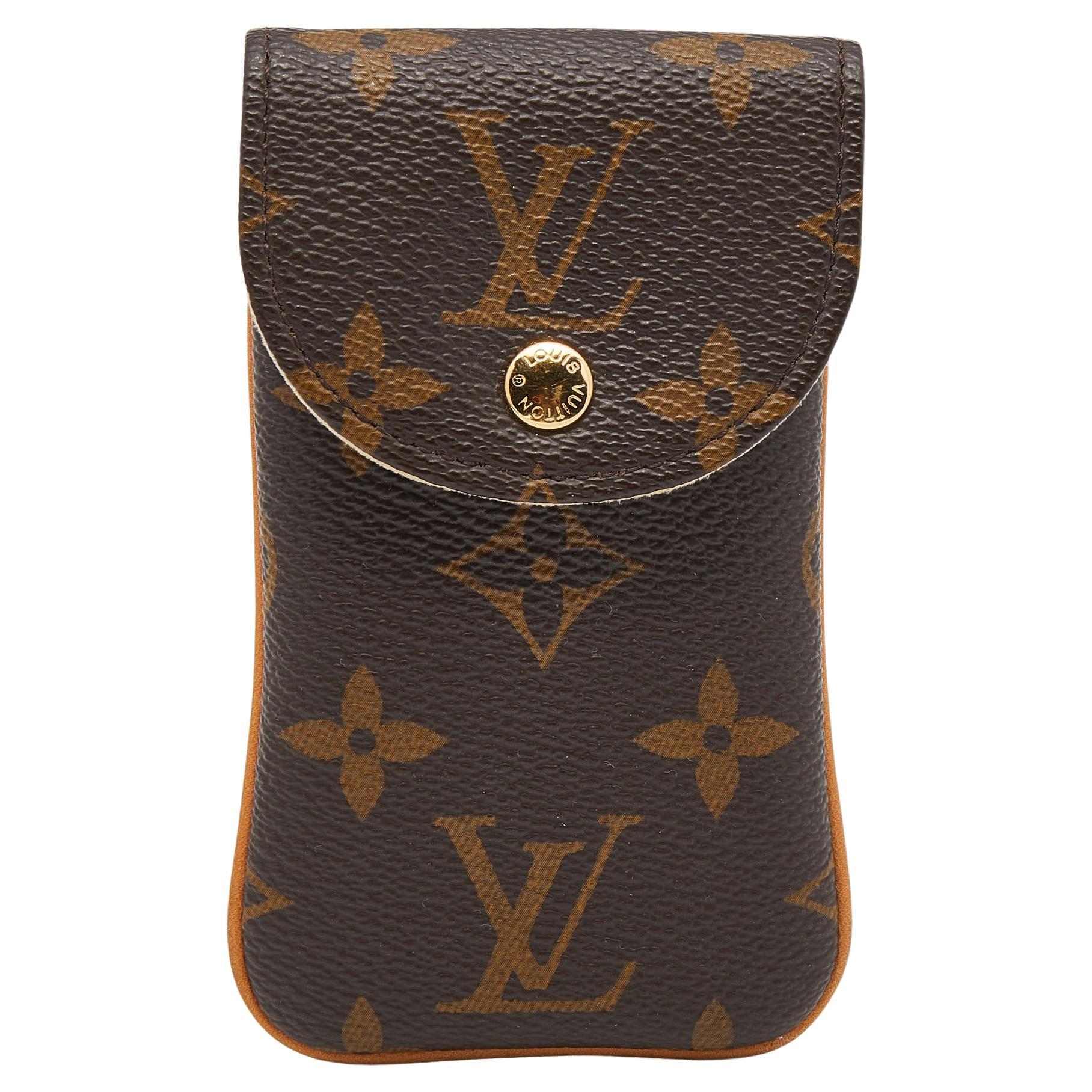 Louis Vuitton Monogram Canvas Etui Phone Case MM