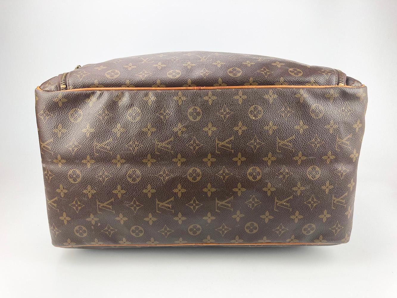 Louis Vuitton Monogram Canvas Evasion Sports Tote Vintage In Good Condition For Sale In Philadelphia, PA