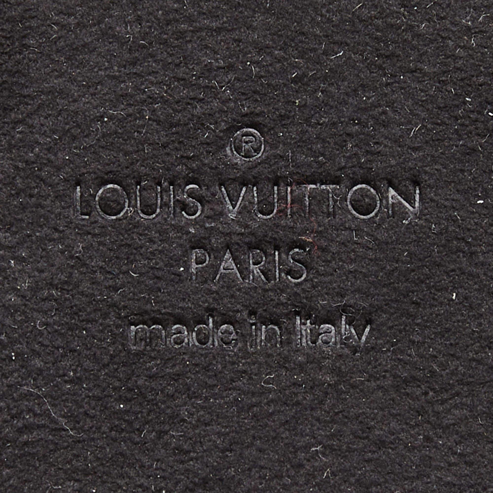 Étui pour iPhone 7 Louis Vuitton Monogram Canvas Eye Trunk État moyen - En vente à Dubai, Al Qouz 2