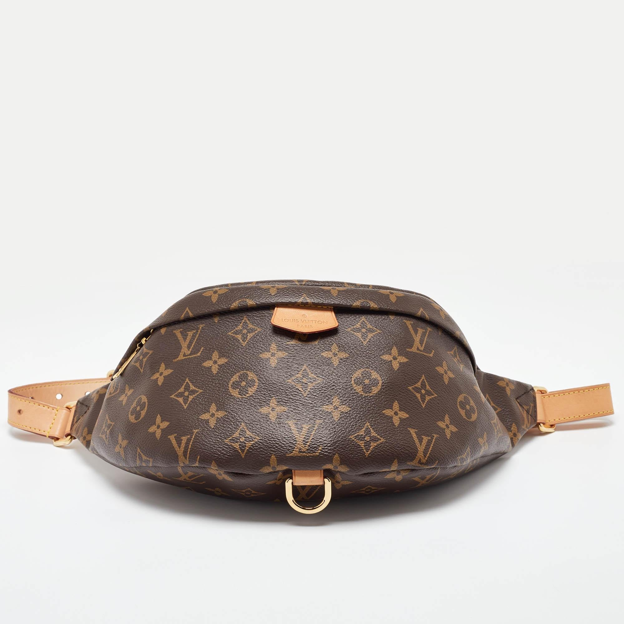 Louis Vuitton Monogram Canvas Fanny Pack Bumbag In Excellent Condition In Dubai, Al Qouz 2