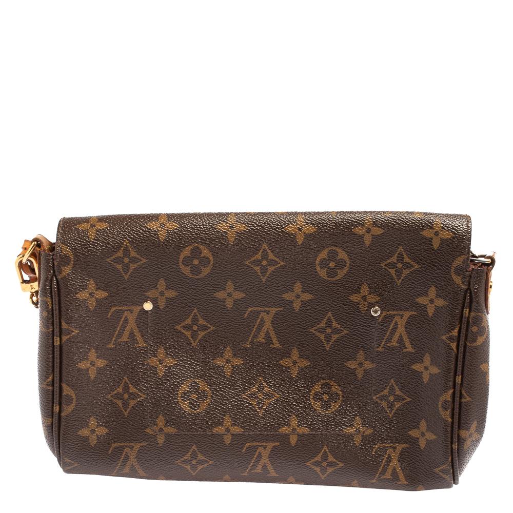 Dainty and sophisticated, this Louis Vuitton Favorite bag makes a statement. Its monogram canvas exterior is designed with a front flap carrying a gold-tone brand engraved metal plate, a chain strap, and a long leather strap for carrying it