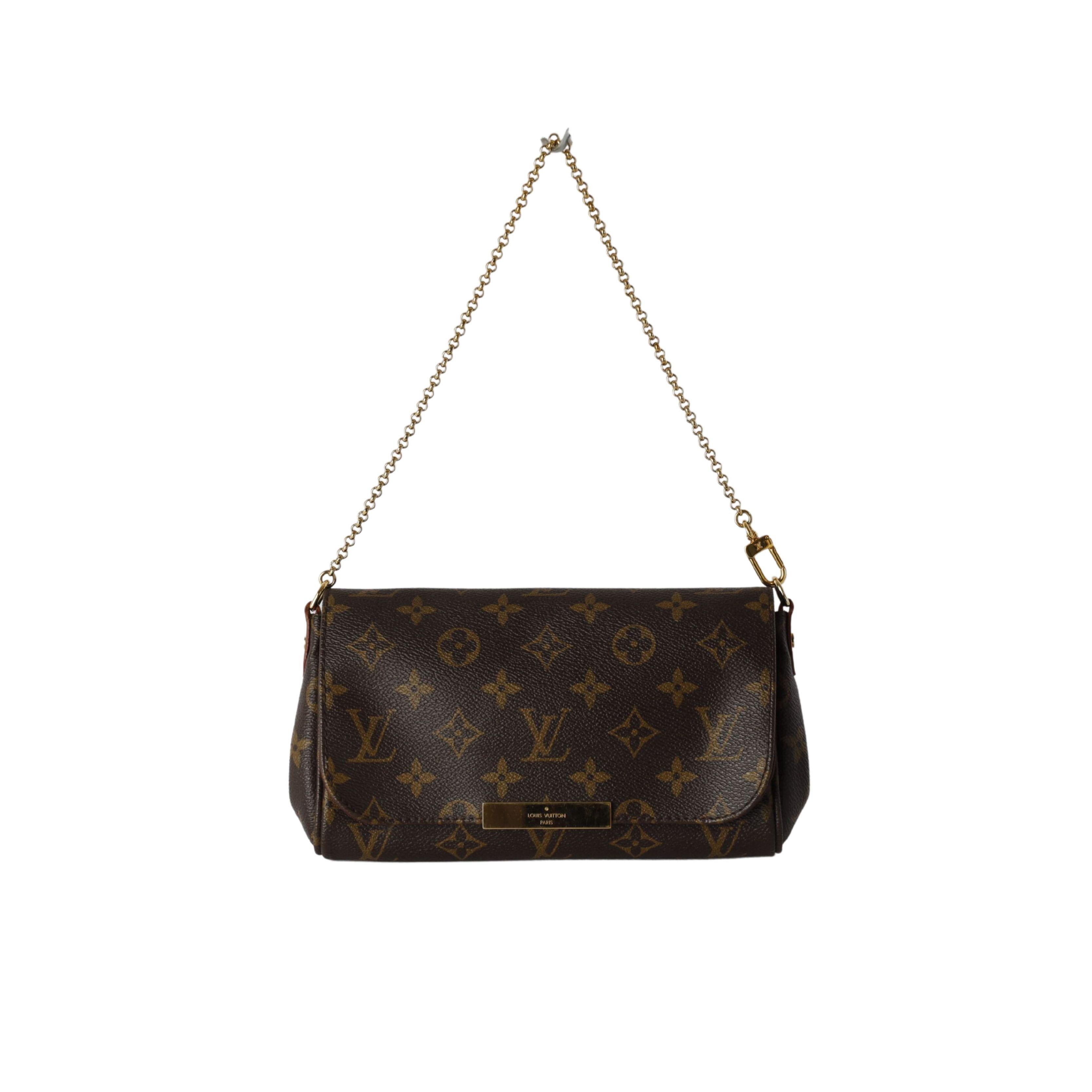 The Favorite PM shoulder bag is aptly named due to its versatility. It has a flap closure, with a small magnetic Louis Vuitton gold-tone plaque. The interior lining is made of canvas fabric and has an internal slip pocket with logo engraved in