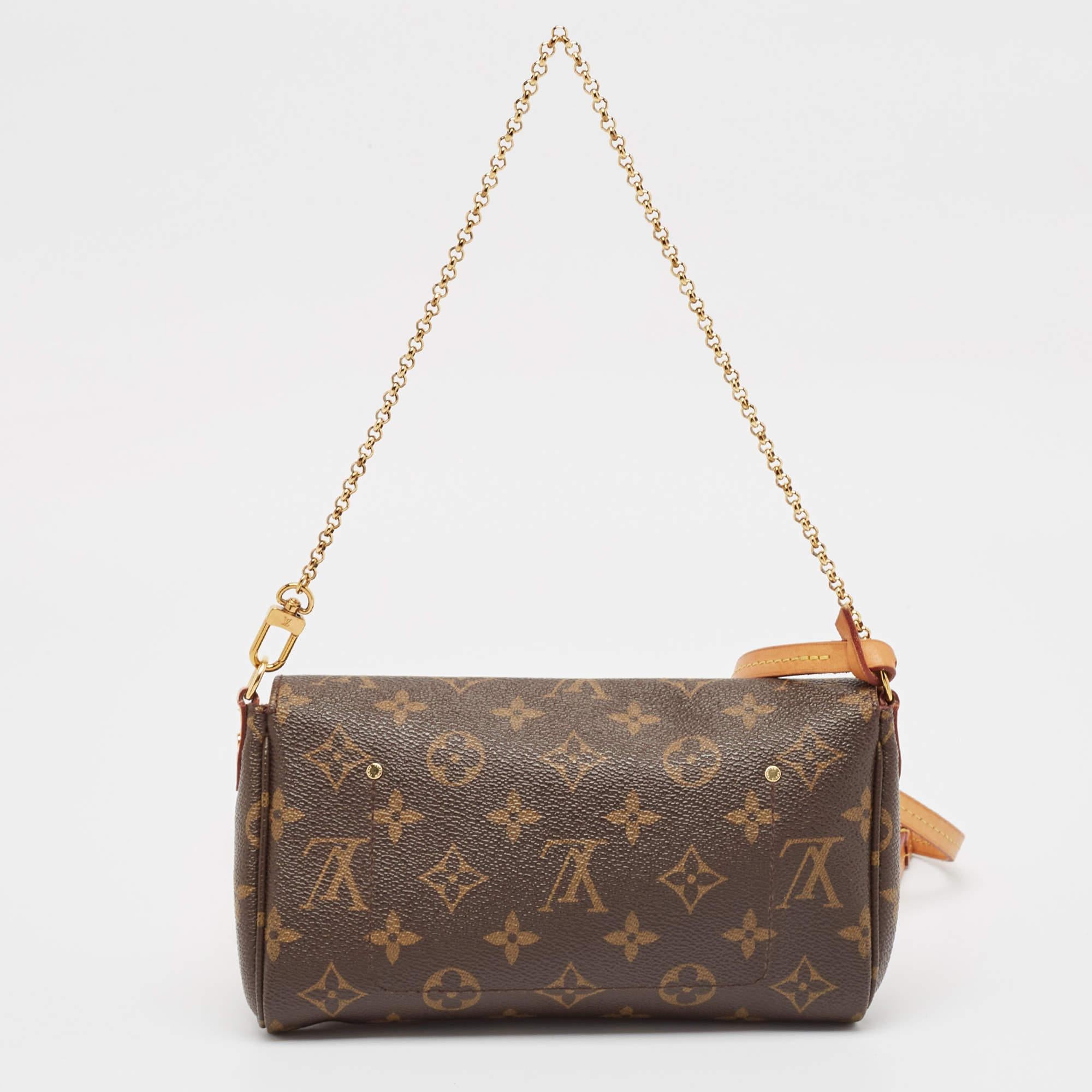 Louis Vuitton Monogram Canvas Favorite PM Bag In Good Condition For Sale In Dubai, Al Qouz 2