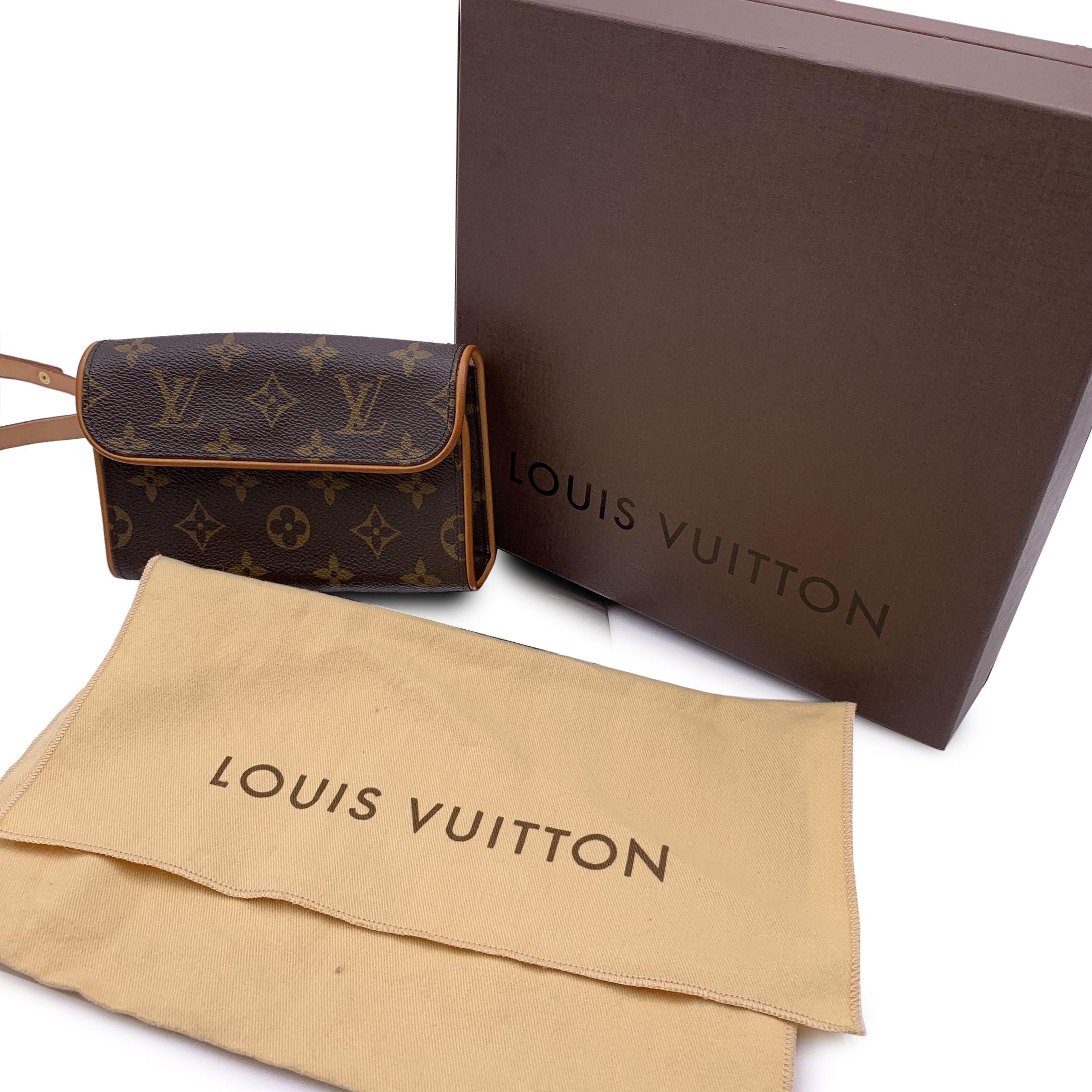 Louis Vuitton Monogram Canvas Florentine Bag Belt Waist Purse In Excellent Condition For Sale In Rome, Rome