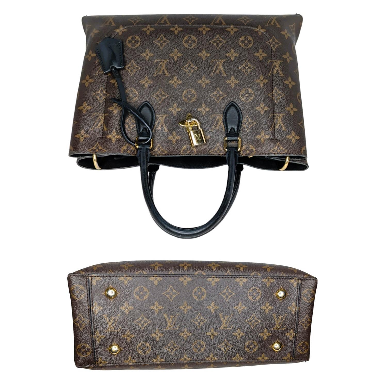 Women's Louis Vuitton Monogram Canvas Flower MM Tote