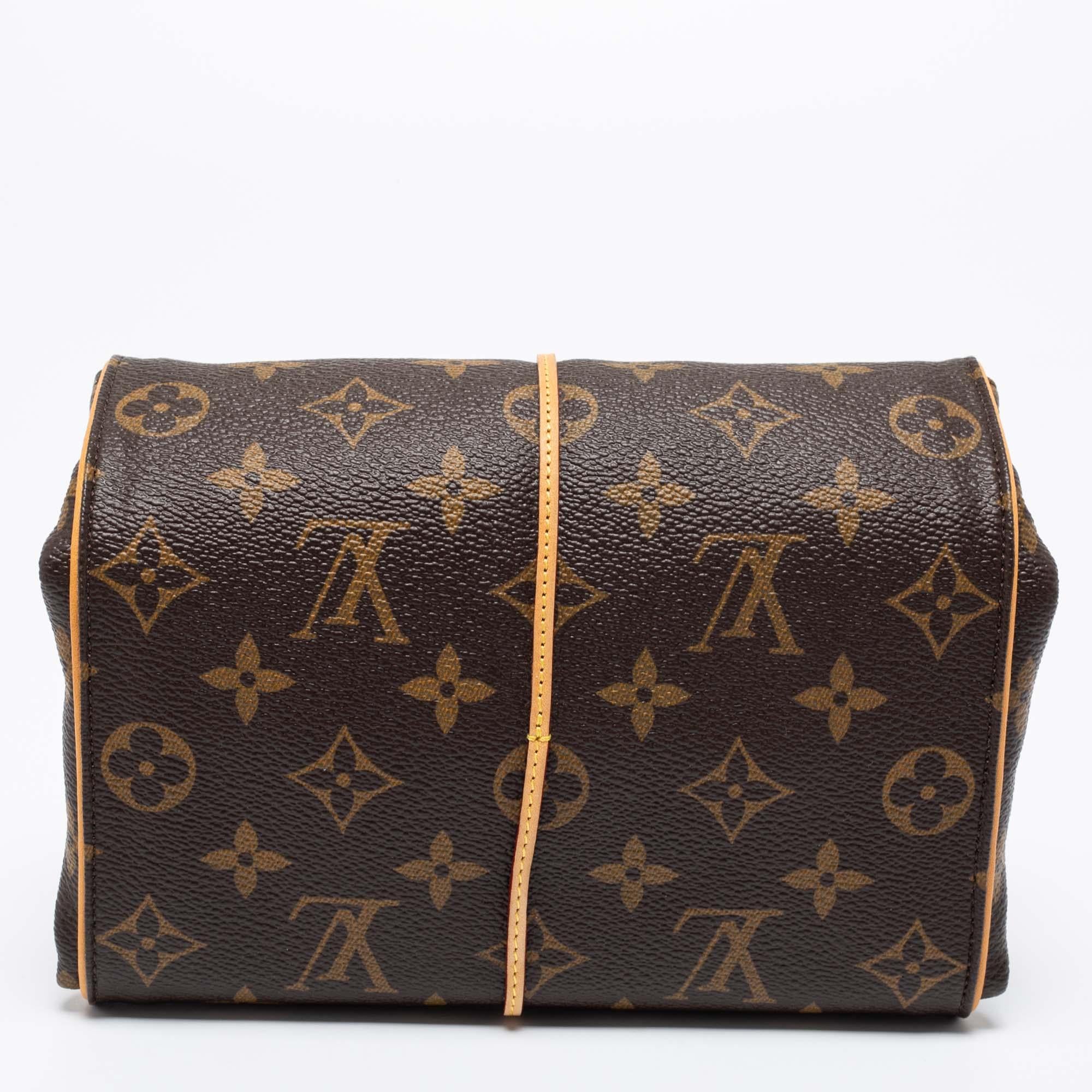 There's no better way to store your priceless collection of jewelry than this jewelry case from Louis Vuitton. Flaunting the Monogram canvas on its exterior, this case is built sturdily, with a simple tie at the front. This LV accessory is smart and
