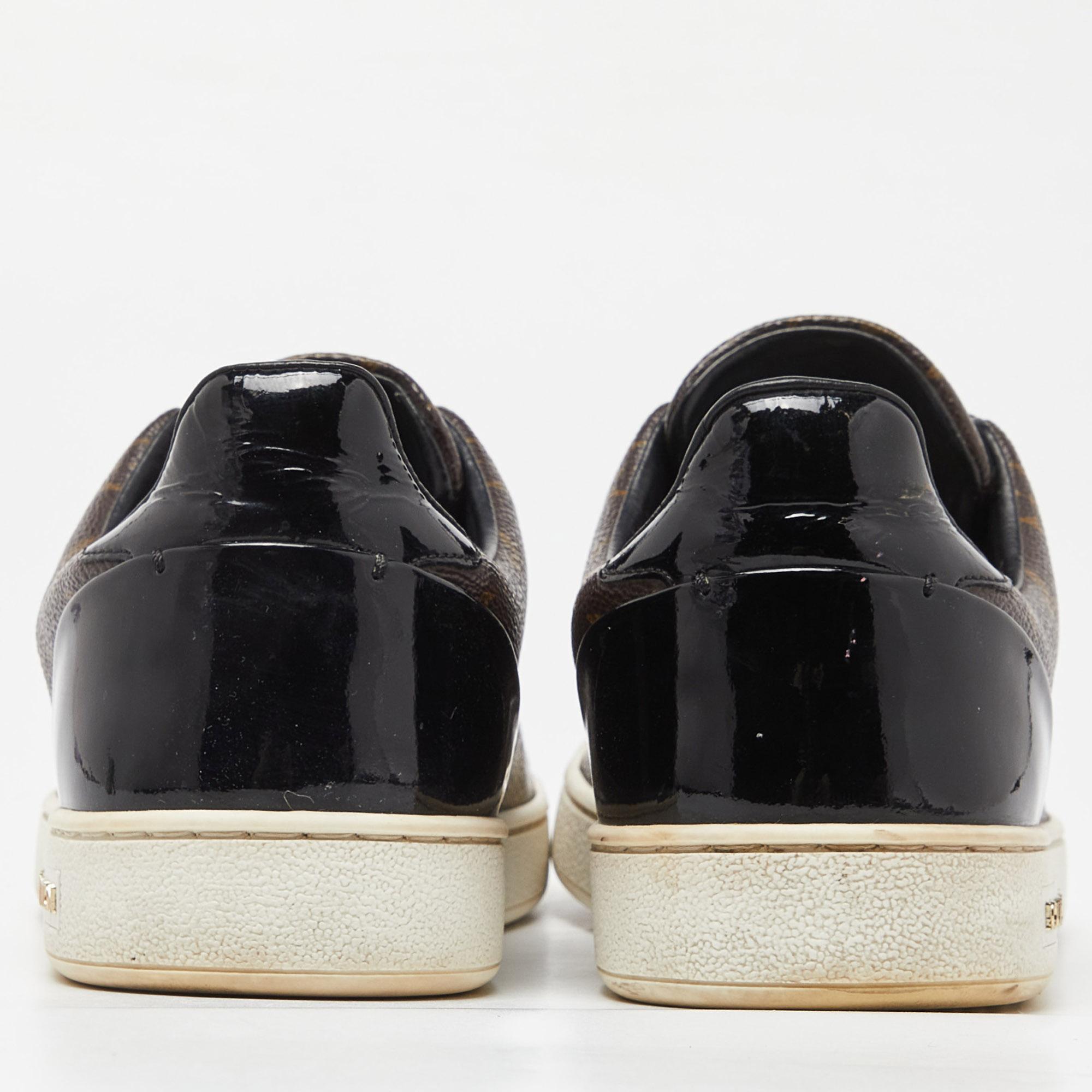 Louis Vuitton Monogram Canvas Frontrow Sneakers Size 38.5 For Sale 2