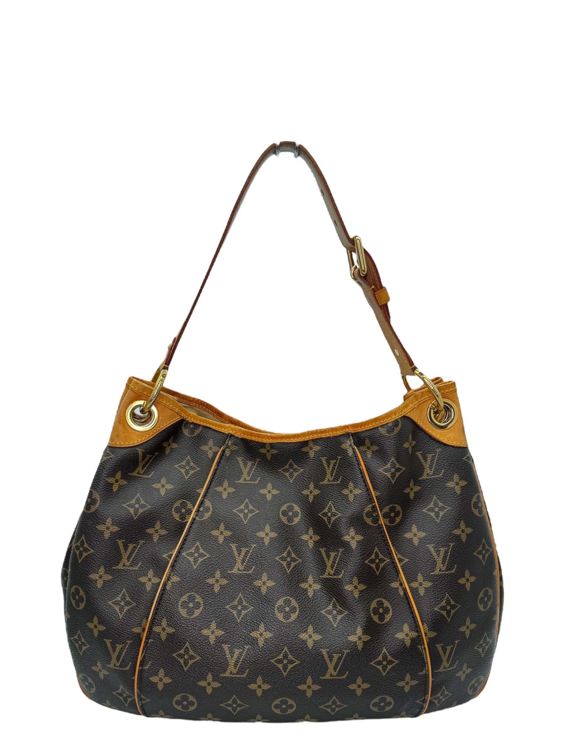 Hobo Louis Vuitton Monograma Lienzo Galleria PM Negro en venta