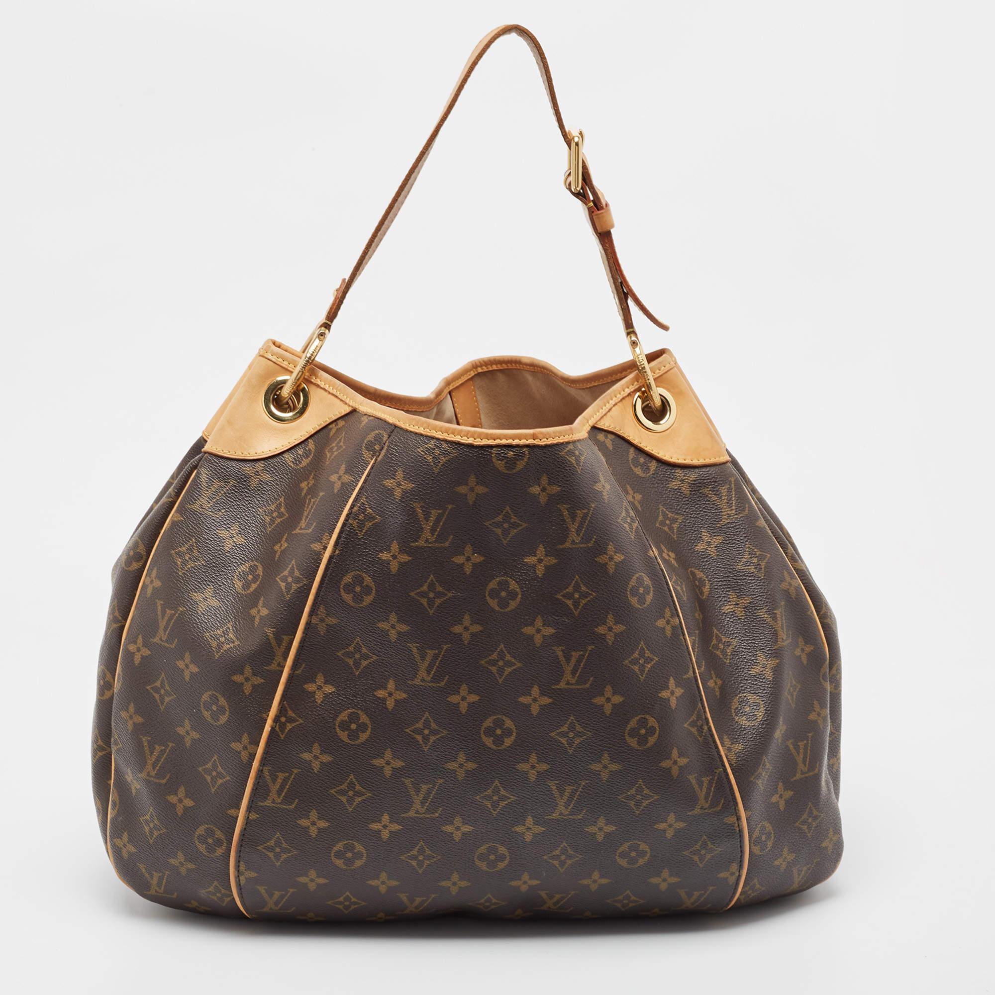 Louis Vuitton Monogram Canvas Galliera GM Bag For Sale 14