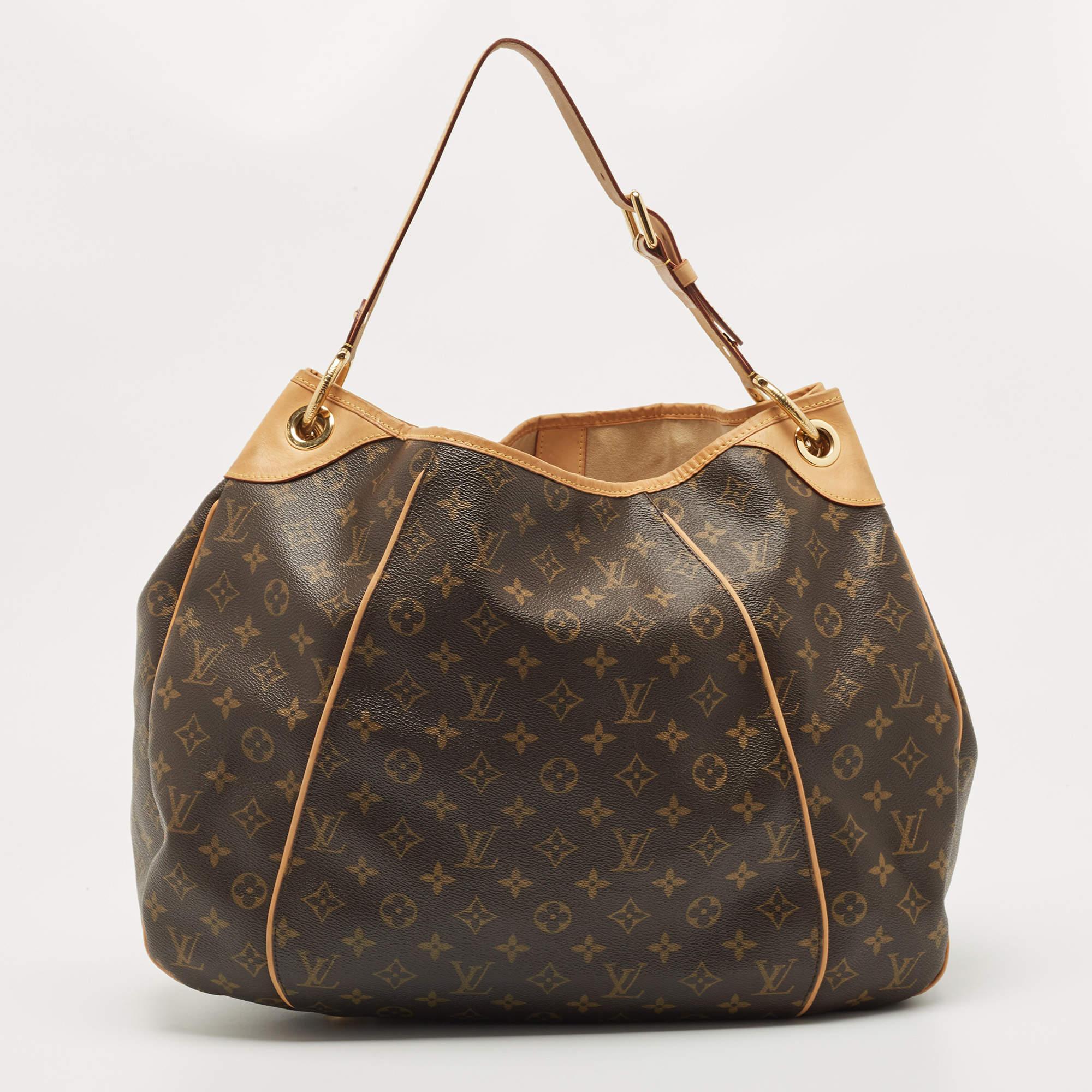 Louis Vuitton Monogram Canvas Galliera GM Bag In Good Condition In Dubai, Al Qouz 2