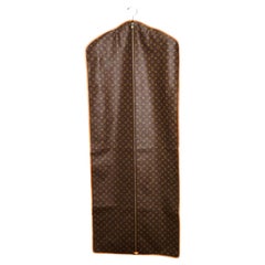 Louis Vuitton Monogrammierte Garmenttasche aus Segeltuch