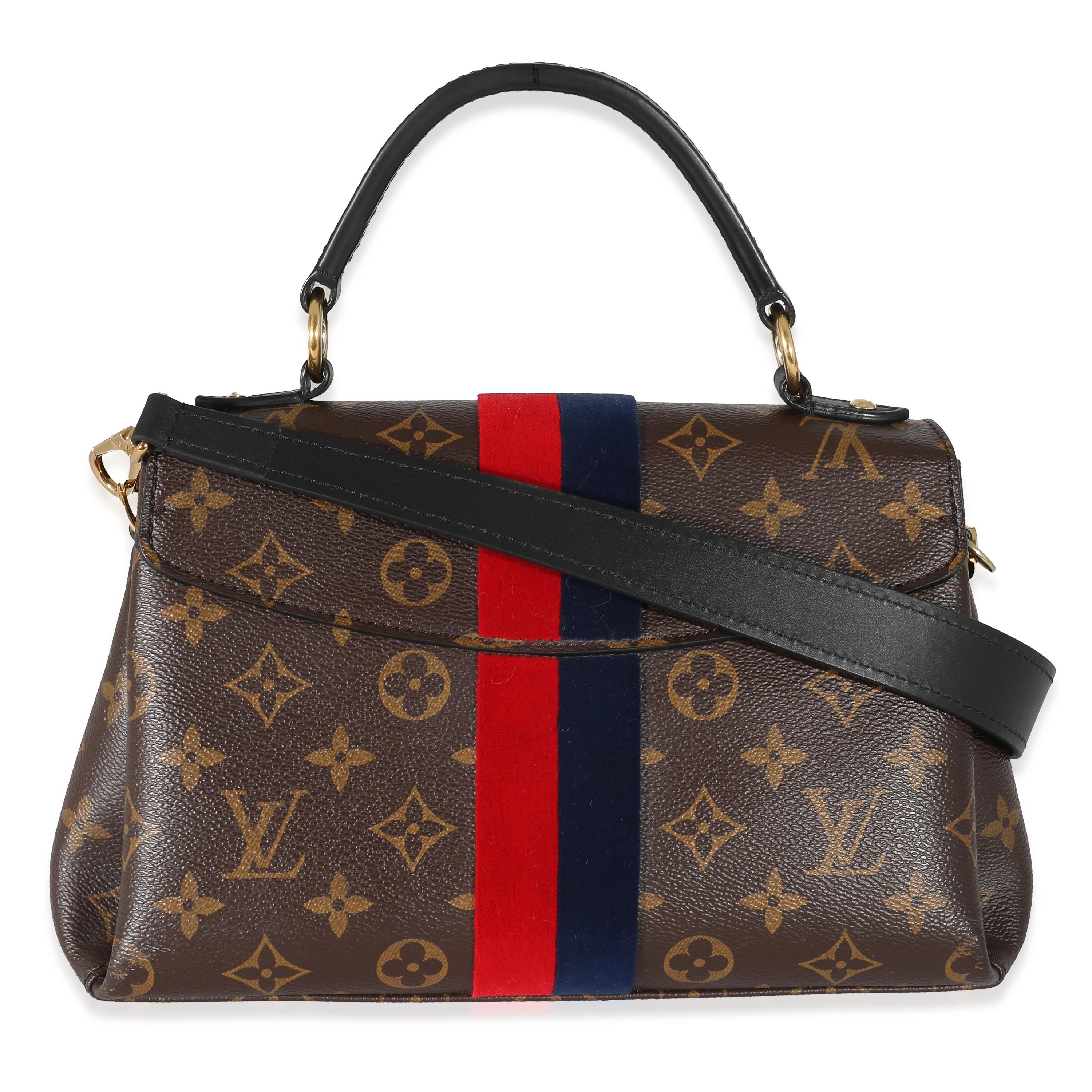 Louis Vuitton Monogram Canvas Georges BB In Excellent Condition For Sale In New York, NY