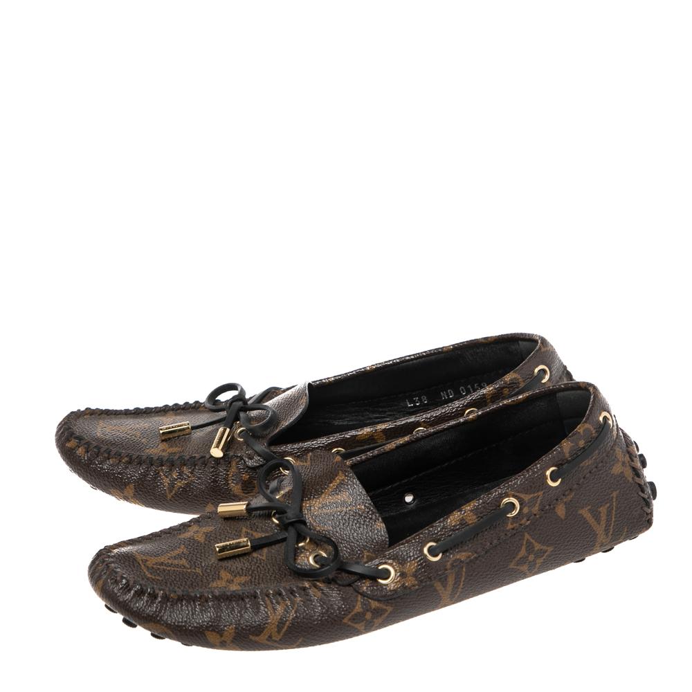 Louis Vuitton Monogram Canvas Gloria Flat Loafers Size 38 at 1stDibs