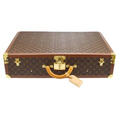 LOUIS VUITTON Monogram Canvas Gold Large Travel Suitcase Trunk