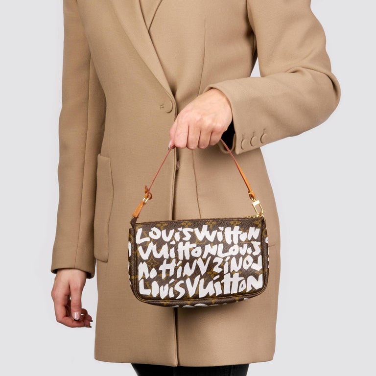 Louis Vuitton x Stephen Sprouse 2001 pre-owned Pochette Accessoires Clutch  Bag - Farfetch