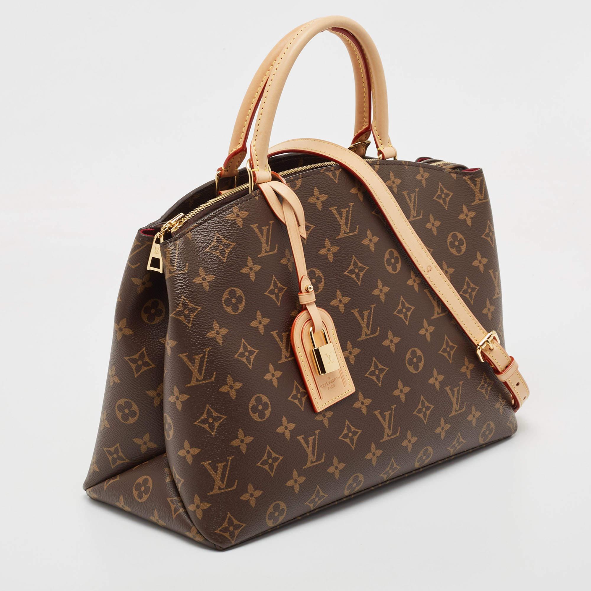 Louis Vuitton Monogram Canvas Grand Palais Bag In Good Condition In Dubai, Al Qouz 2