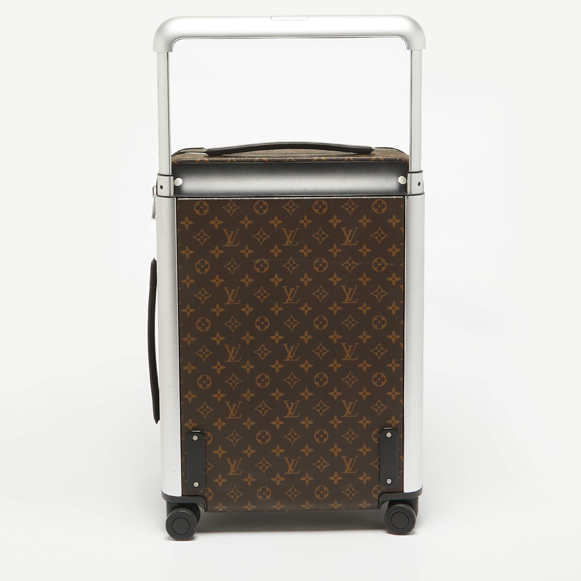 Louis Vuitton Monogram Canvas Horizon 55 Suitcase In Good Condition In Dubai, Al Qouz 2