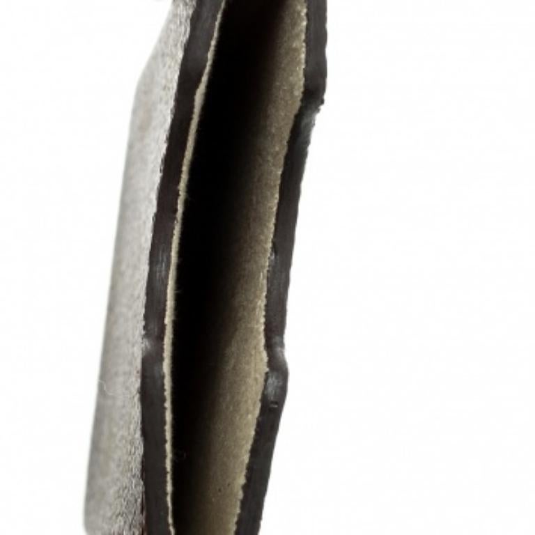 Funda rígida de lona con monograma Louis Vuitton para iPhone 4 en venta 5
