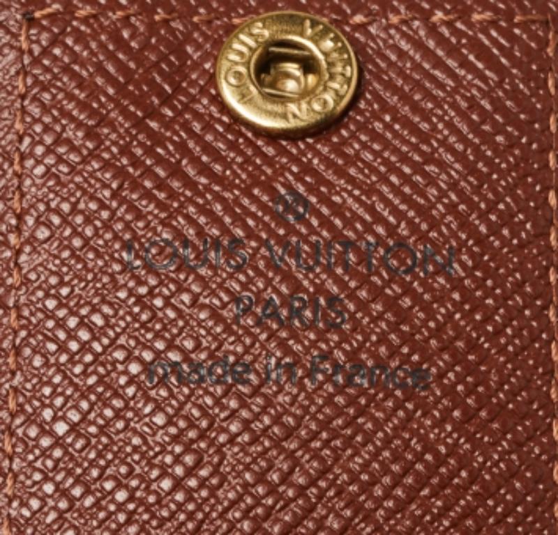 Donna Custodia per iPod Nano in tela Monogram di Louis Vuitton in vendita