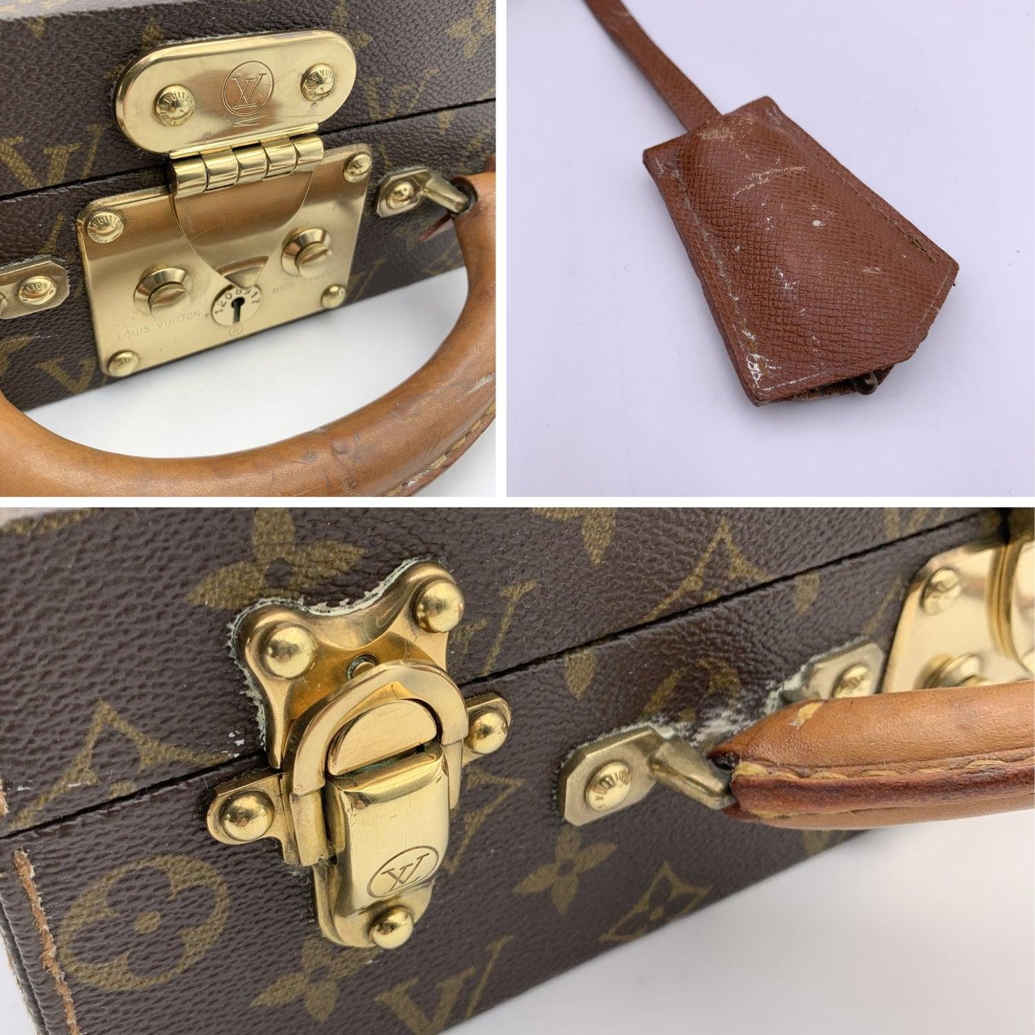 Louis Vuitton Monogram Canvas Jewelry Case Boite Bijoux Travel Bag For Sale 2