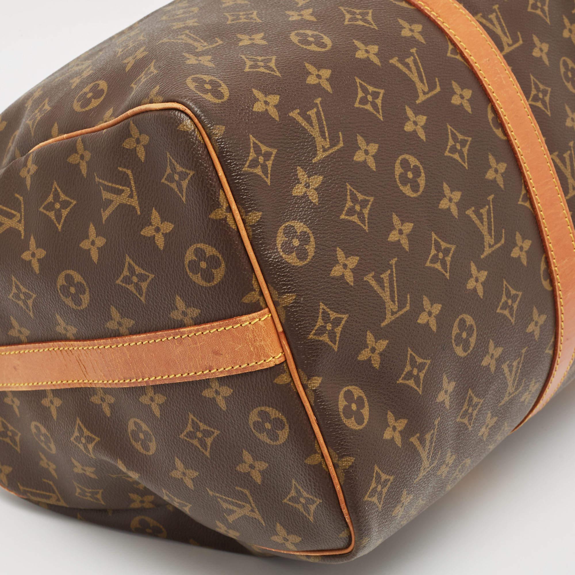 Louis Vuitton Monogram Canvas Keepall Bandouliere 50 Bag In Fair Condition In Dubai, Al Qouz 2