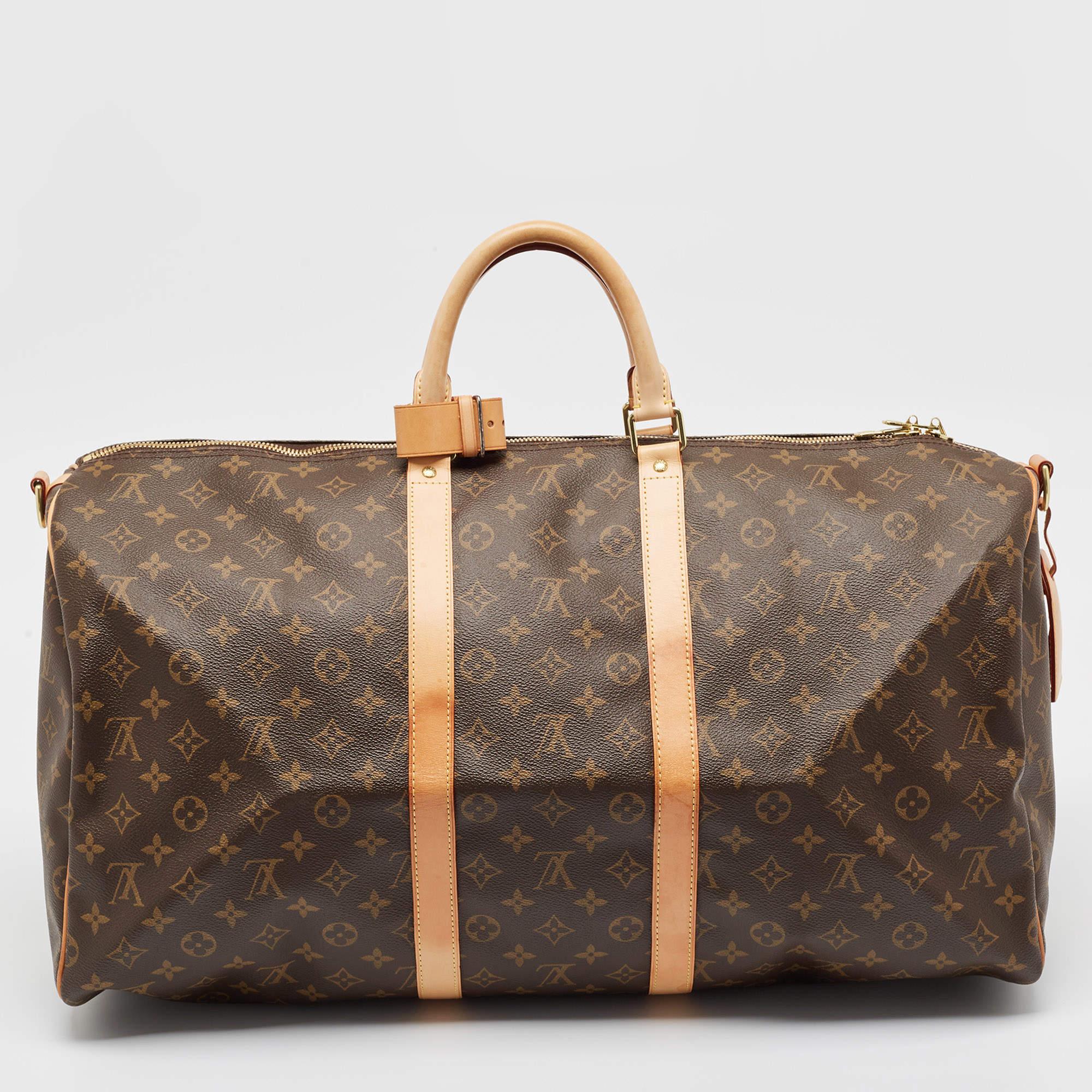 Louis Vuitton Monogram Canvas Keepall Bandouliere 55 Bag In Good Condition In Dubai, Al Qouz 2