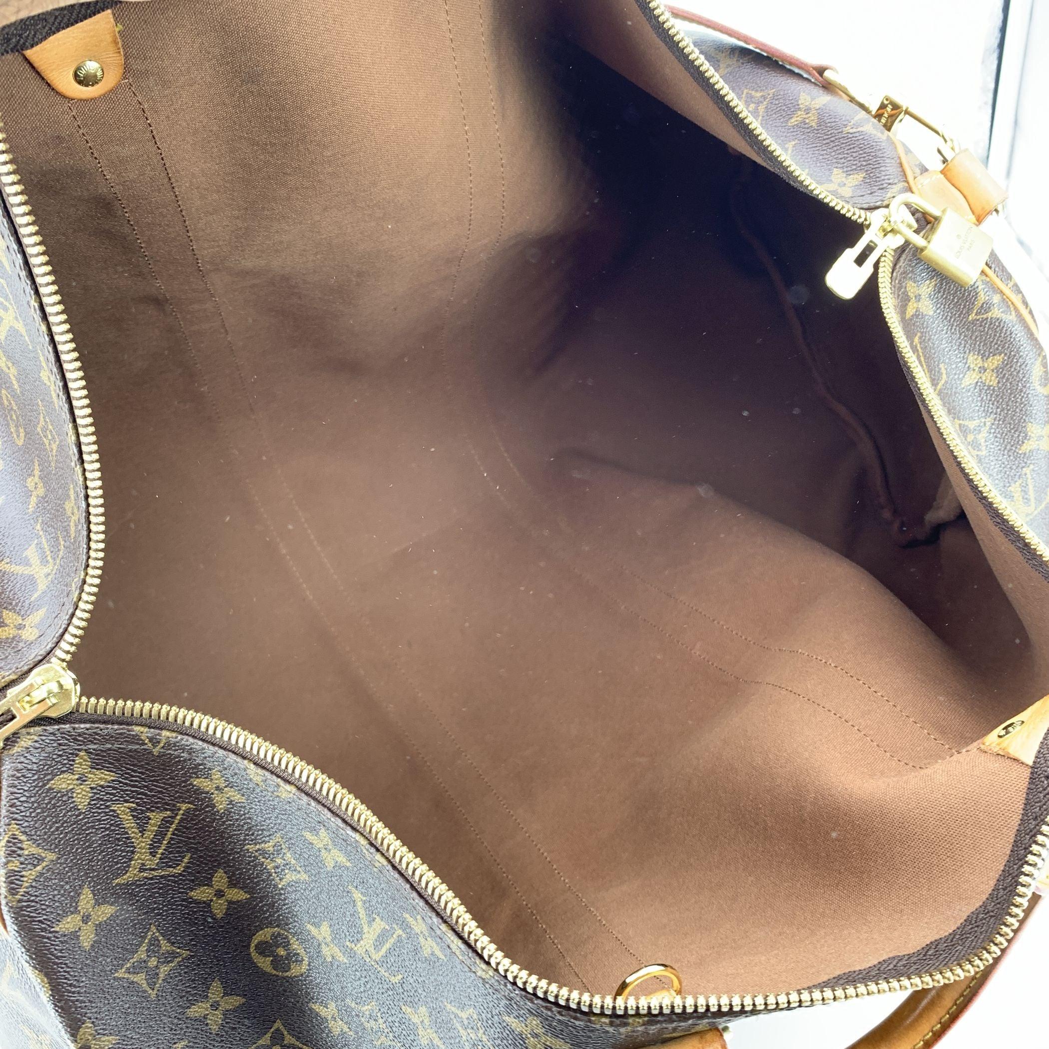 Women's Louis Vuitton Monogram Canvas Keepall Bandouliere 55 Travel Bag For Sale