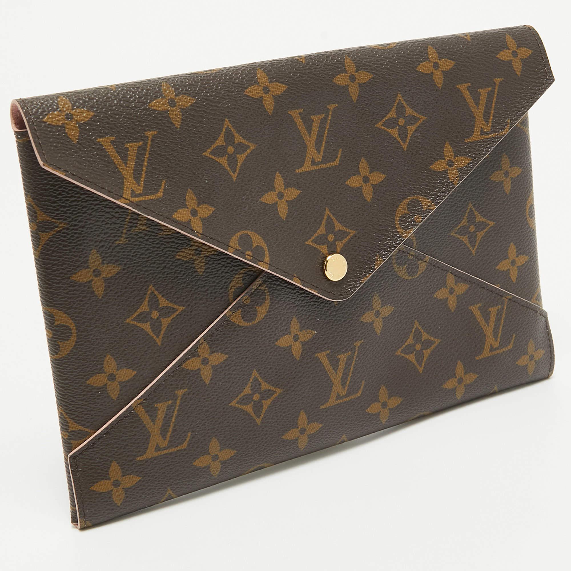 Nero Louis Vuitton Monogram Canvas Kirigami Pochette in vendita