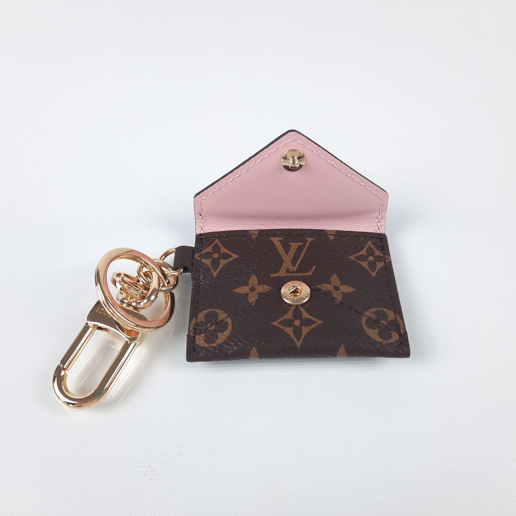 louis vuitton kirigami pouch bag charm and key holder monogram canvas