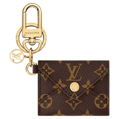 Louis Vuitton - Porte-clés et breloque de sac Kirigami en toile avec monogramme